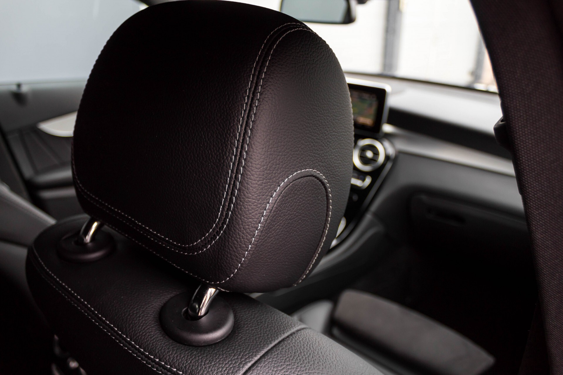 Mercedes-Benz GLC 300 4-M AMG Luchtvering/Distronic/Keyless/Comand/360/Burmester/Schuifdak/Night Aut9 Foto 52