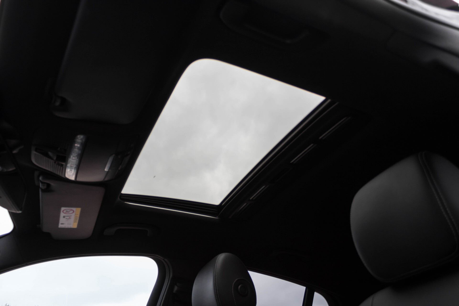 Mercedes-Benz GLC 300 4-M AMG Luchtvering/Distronic/Keyless/Comand/360/Burmester/Schuifdak/Night Aut9 Foto 59