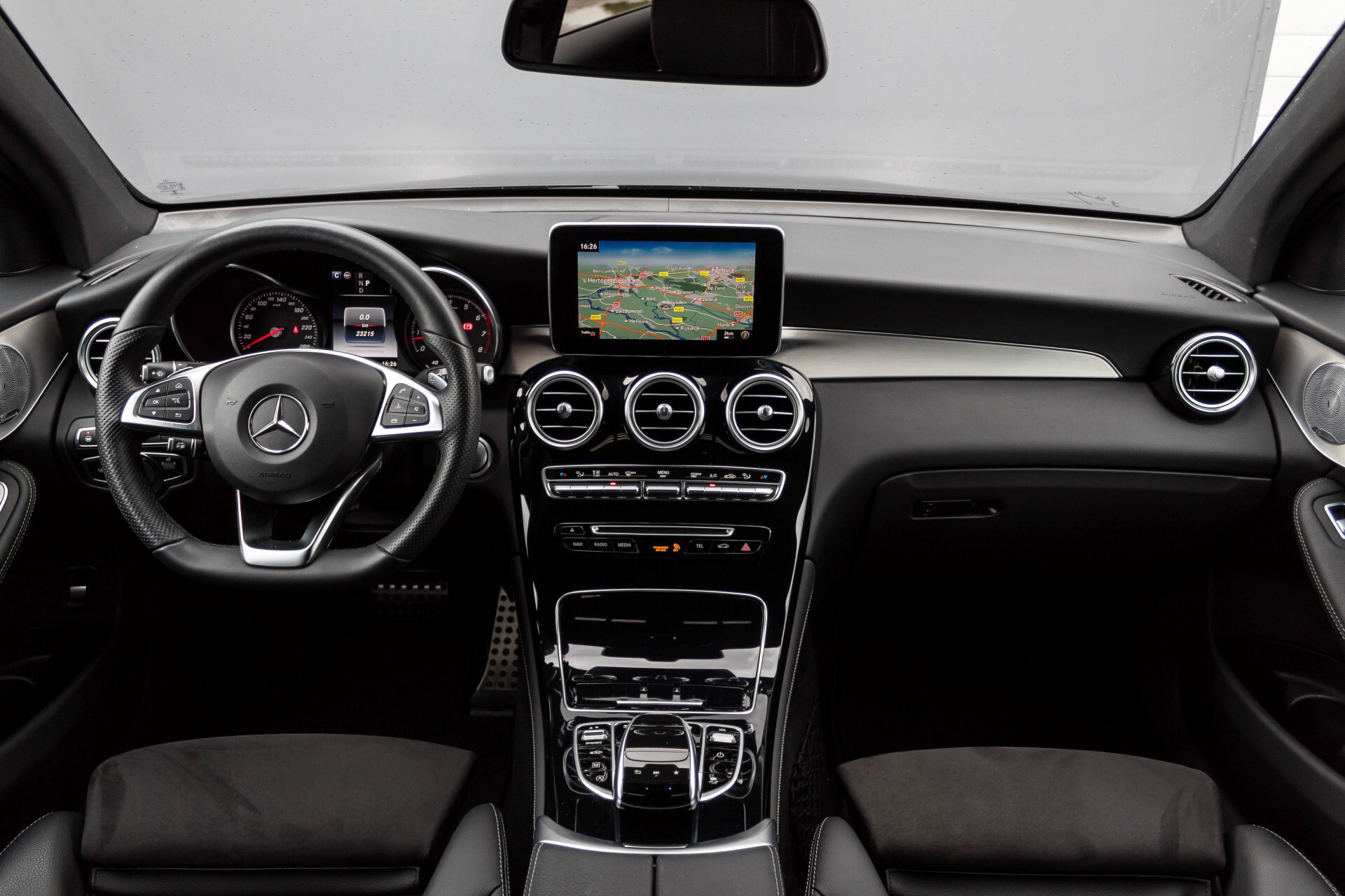 Mercedes-Benz GLC 300 4-M AMG Luchtvering/Distronic/Keyless/Comand/360/Burmester/Schuifdak/Night Aut9 Foto 7
