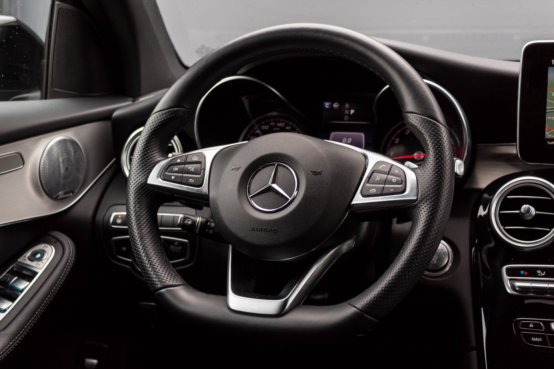 Mercedes-Benz GLC 300 4-M AMG Luchtvering/Distronic/Keyless/Comand/360/Burmester/Schuifdak/Night Aut9 Foto 8
