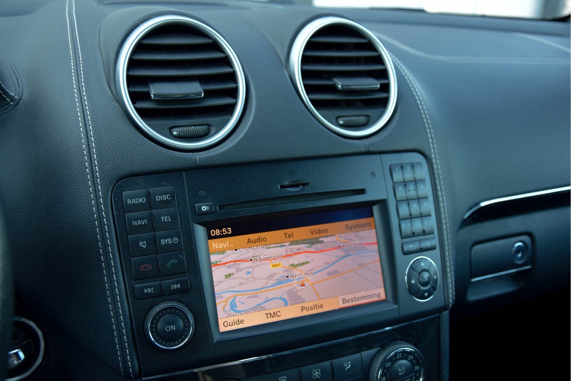 Mercedes-Benz M-Klasse 350 4-M Grand Edition Aut7 Foto 11