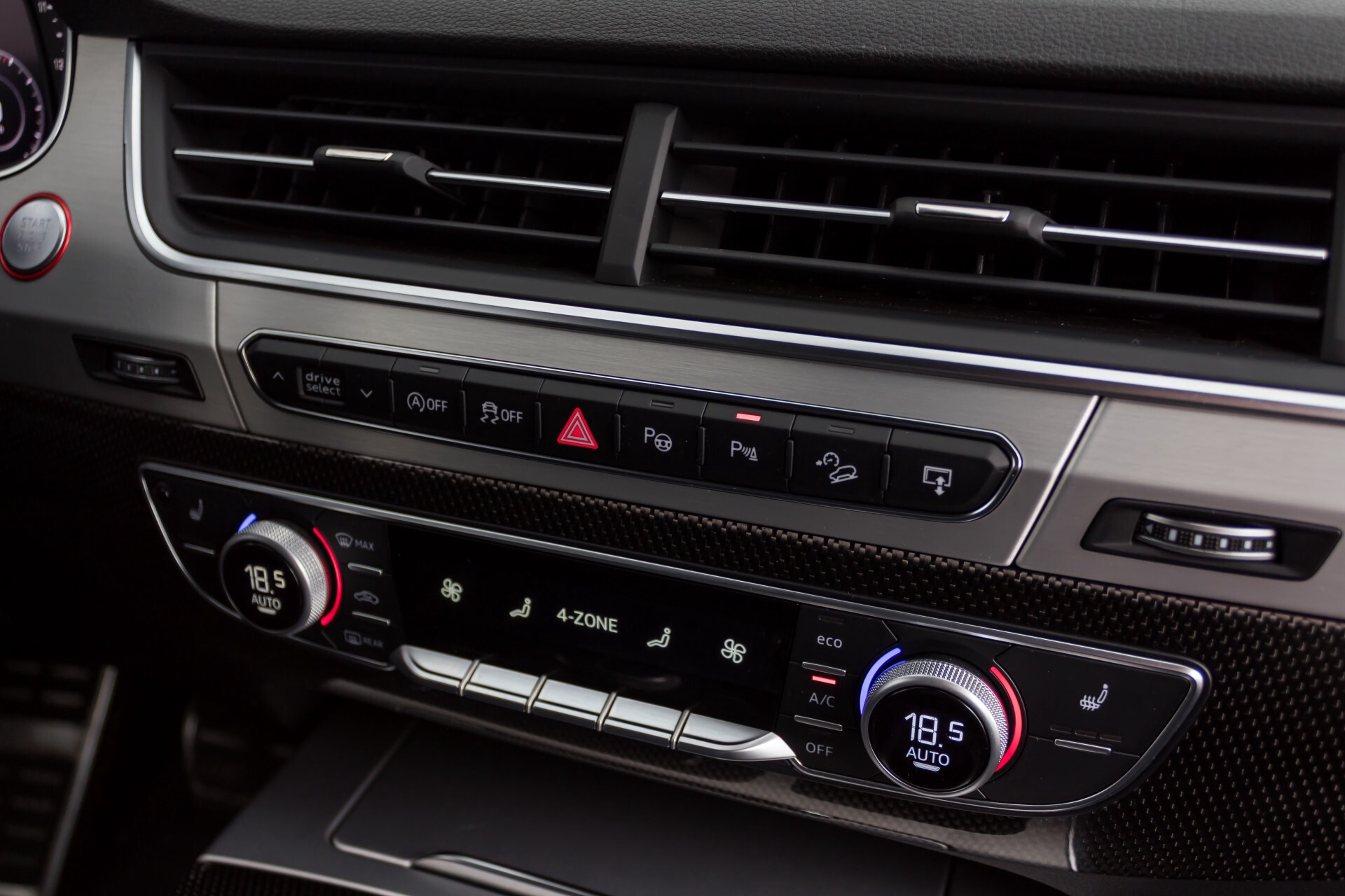 Audi SQ7 4.0 TDI Quattro 7-Persoons Full Options  Aut8 Foto 20