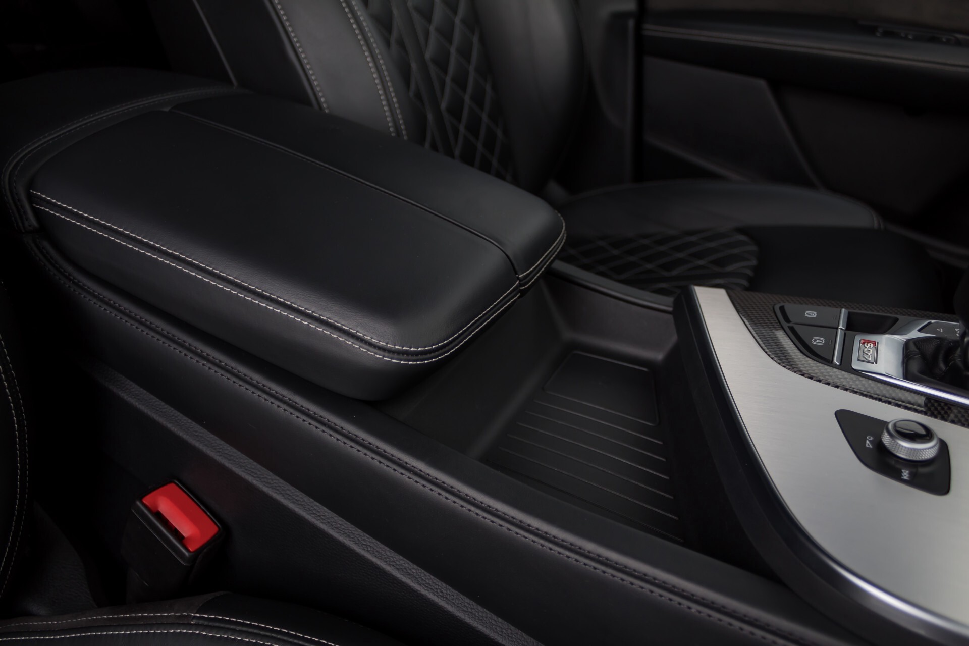 Audi SQ7 4.0 TDI Quattro 7-Persoons Full Options  Aut8 Foto 36