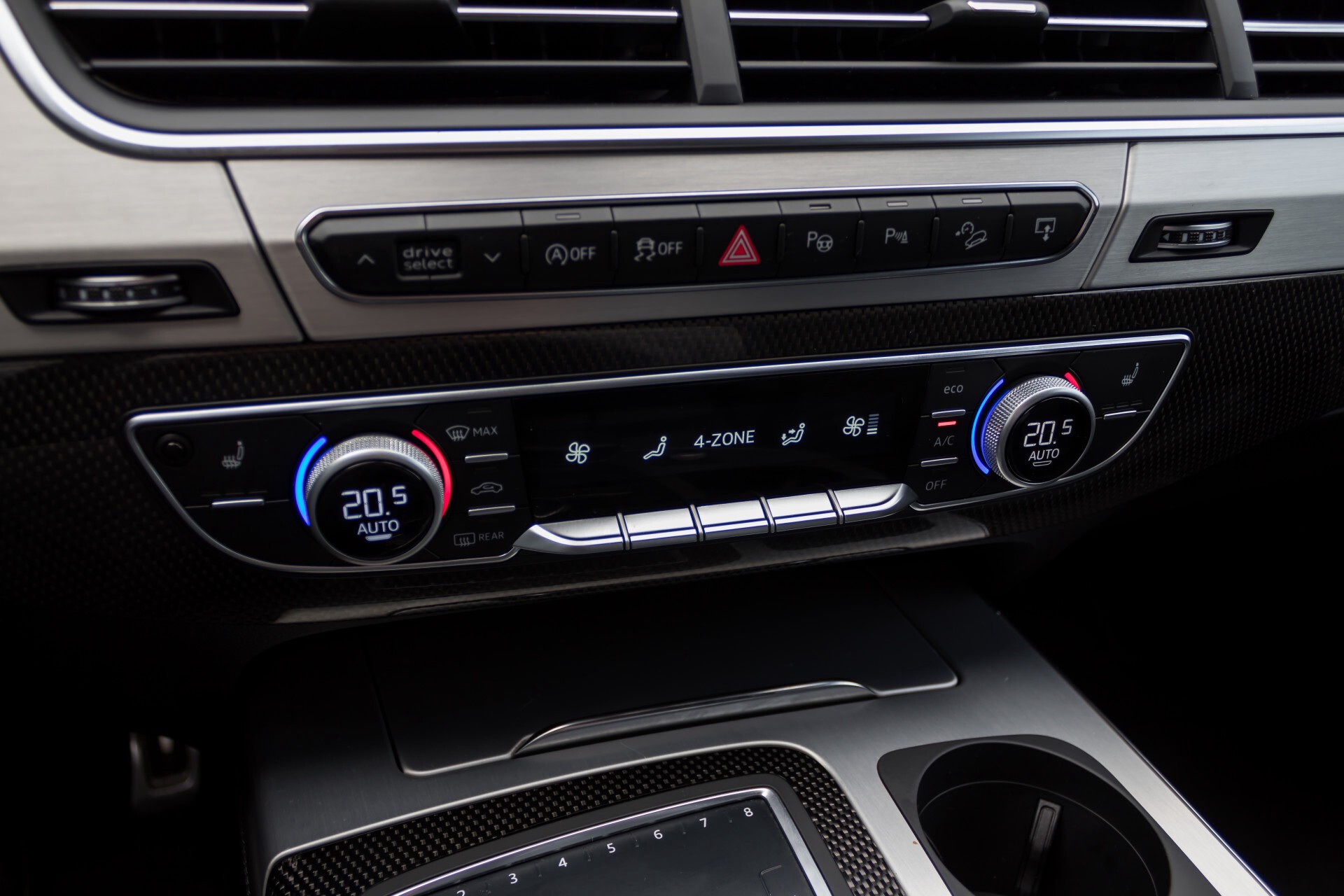 Audi SQ7 4.0 TDI Quattro 7-Persoons Full Options  Aut8 Foto 60