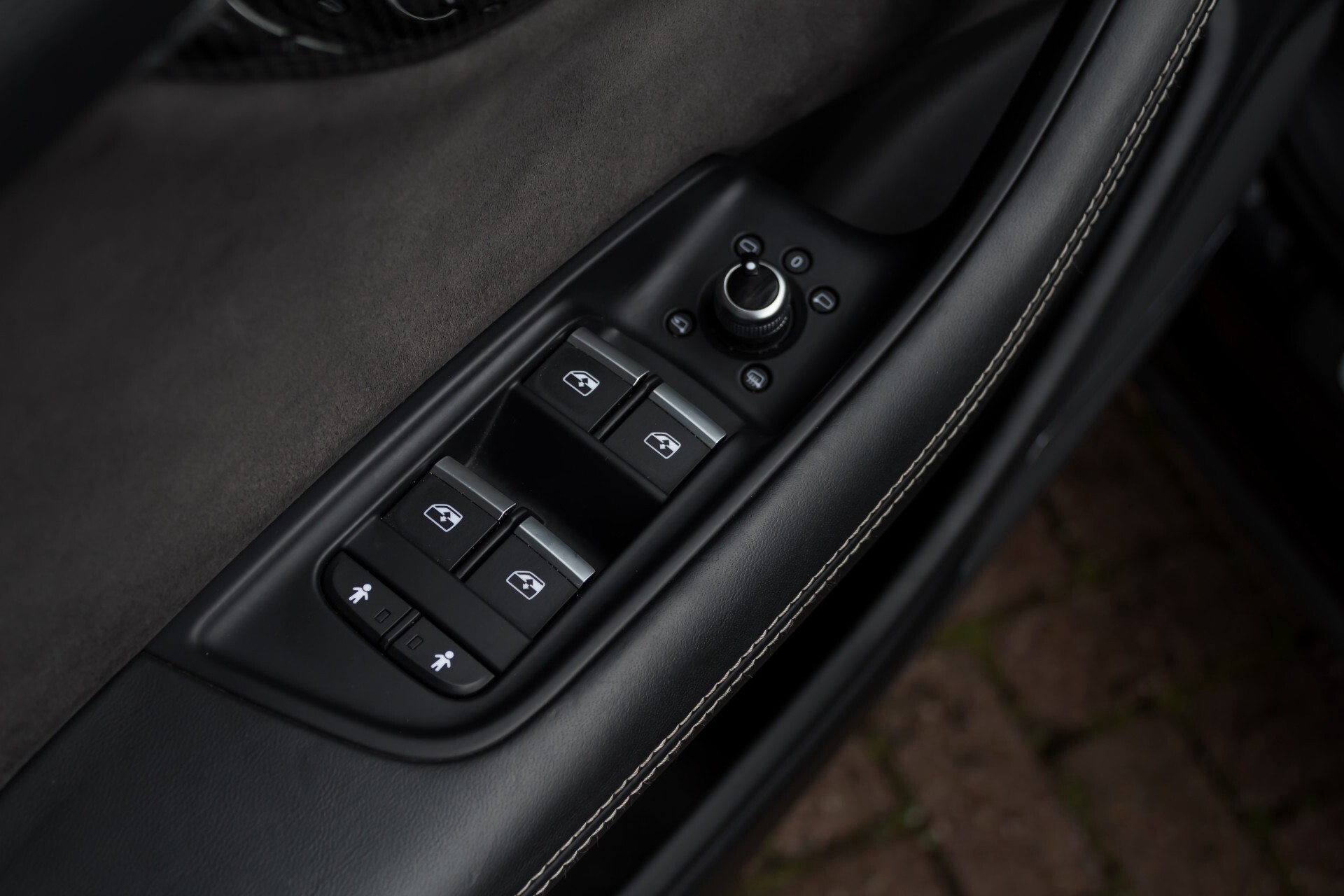 Audi Q7 4.0 TDI SQ7 435pk Quattro Full Options Grijs Kenteken Aut8 Foto 42