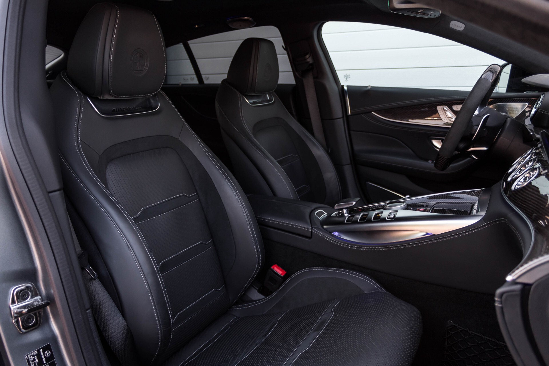 Mercedes-Benz AMG GT 4-Door Coupe 63 S 4+ Ceramic/Designo/Carbon/Burmester 3D/TV/Massage Aut9 Foto 3