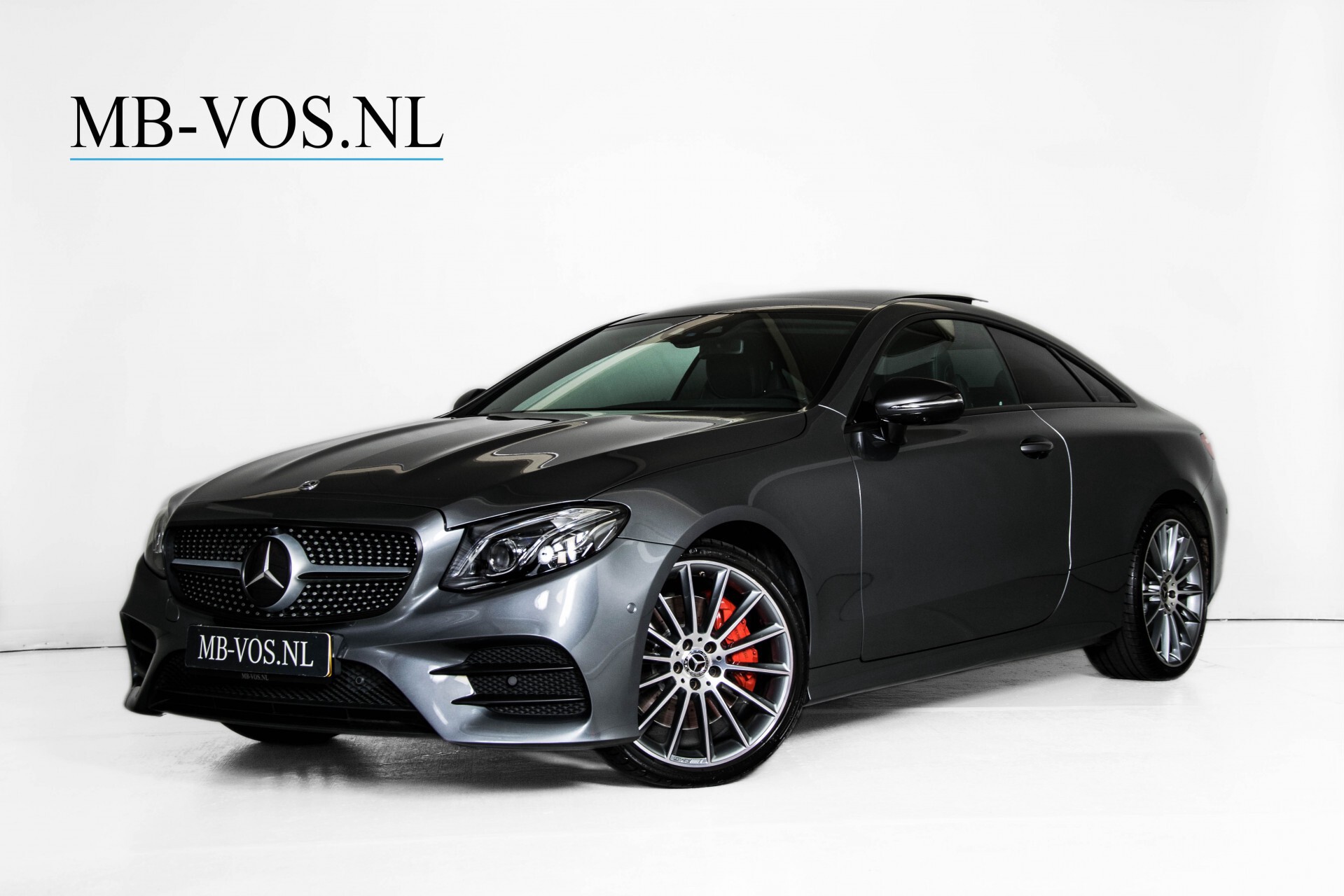 Mercedes-Benz E-Klasse Coupé 300 AMG Luchtvering/Distronic/Keyless/Designo/Burmester/Stoelkoeling Aut7 Foto 1