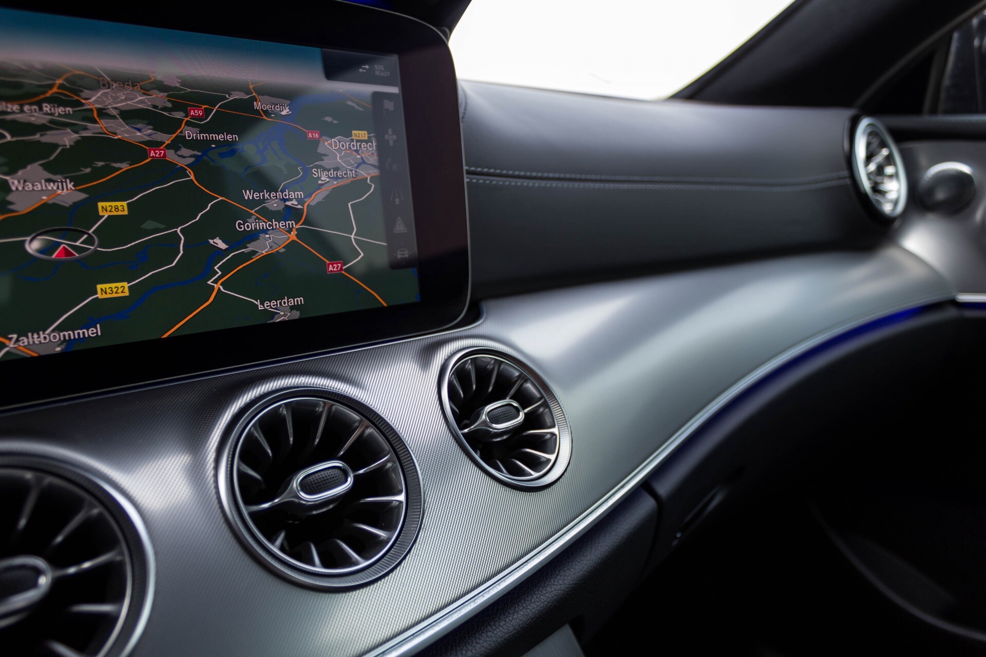 Mercedes-Benz E-Klasse Coupé 300 AMG Luchtvering/Distronic/Keyless/Designo/Burmester/Stoelkoeling Aut7 Foto 32