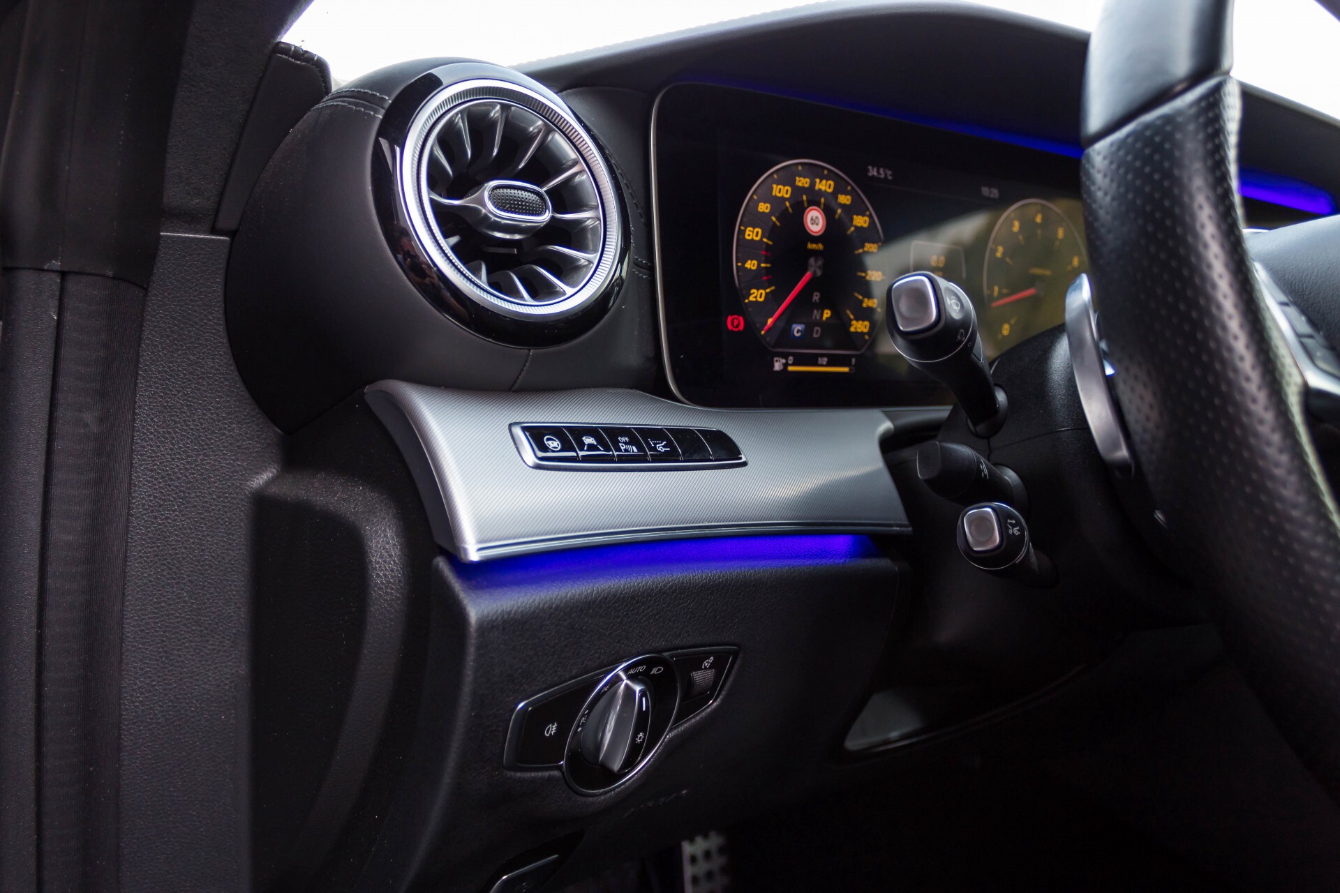 Mercedes-Benz E-Klasse Coupé 300 AMG Luchtvering/Distronic/Keyless/Designo/Burmester/Stoelkoeling Aut7 Foto 48