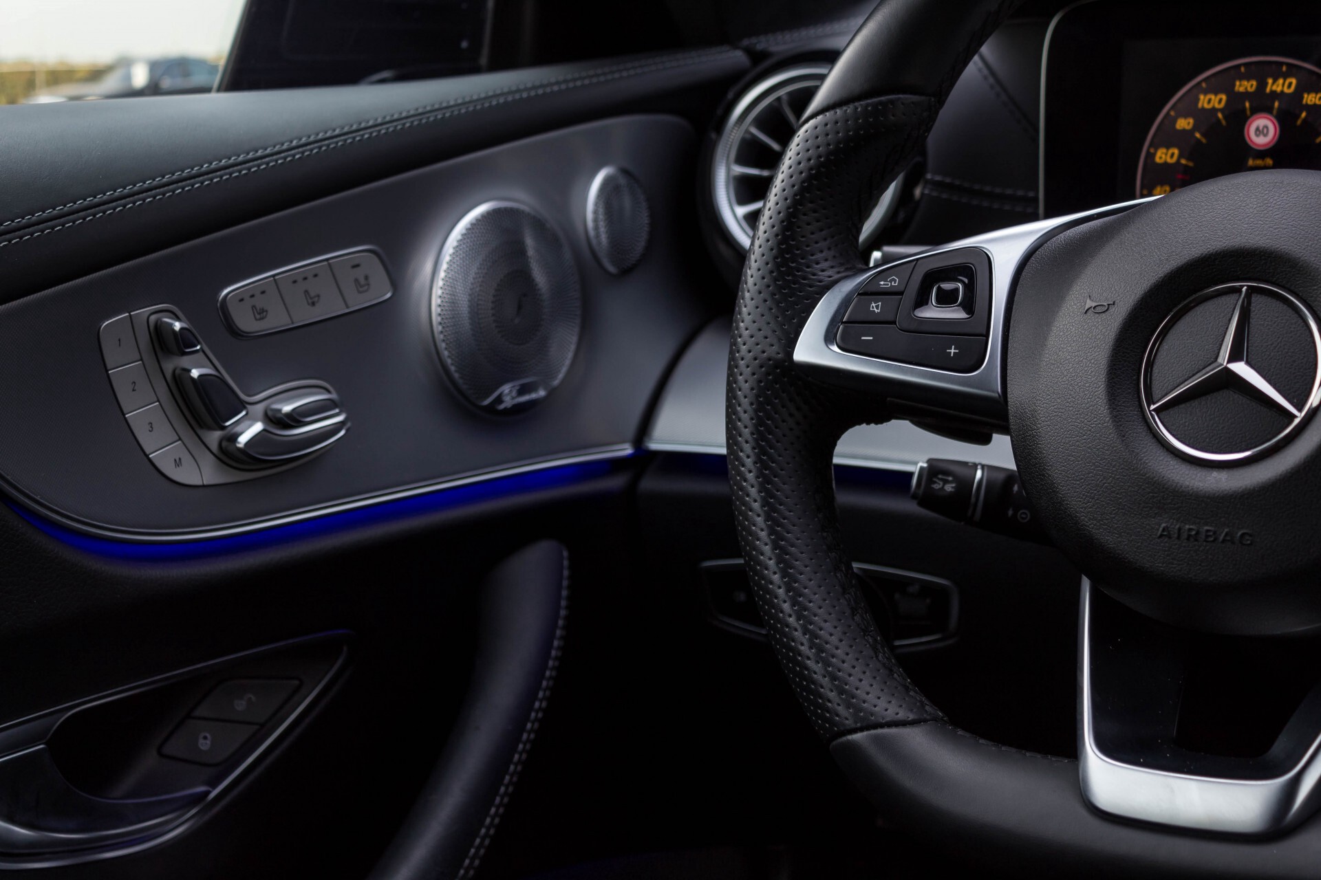 Mercedes-Benz E-Klasse Coupé 300 AMG Luchtvering/Distronic/Keyless/Designo/Burmester/Stoelkoeling Aut7 Foto 51