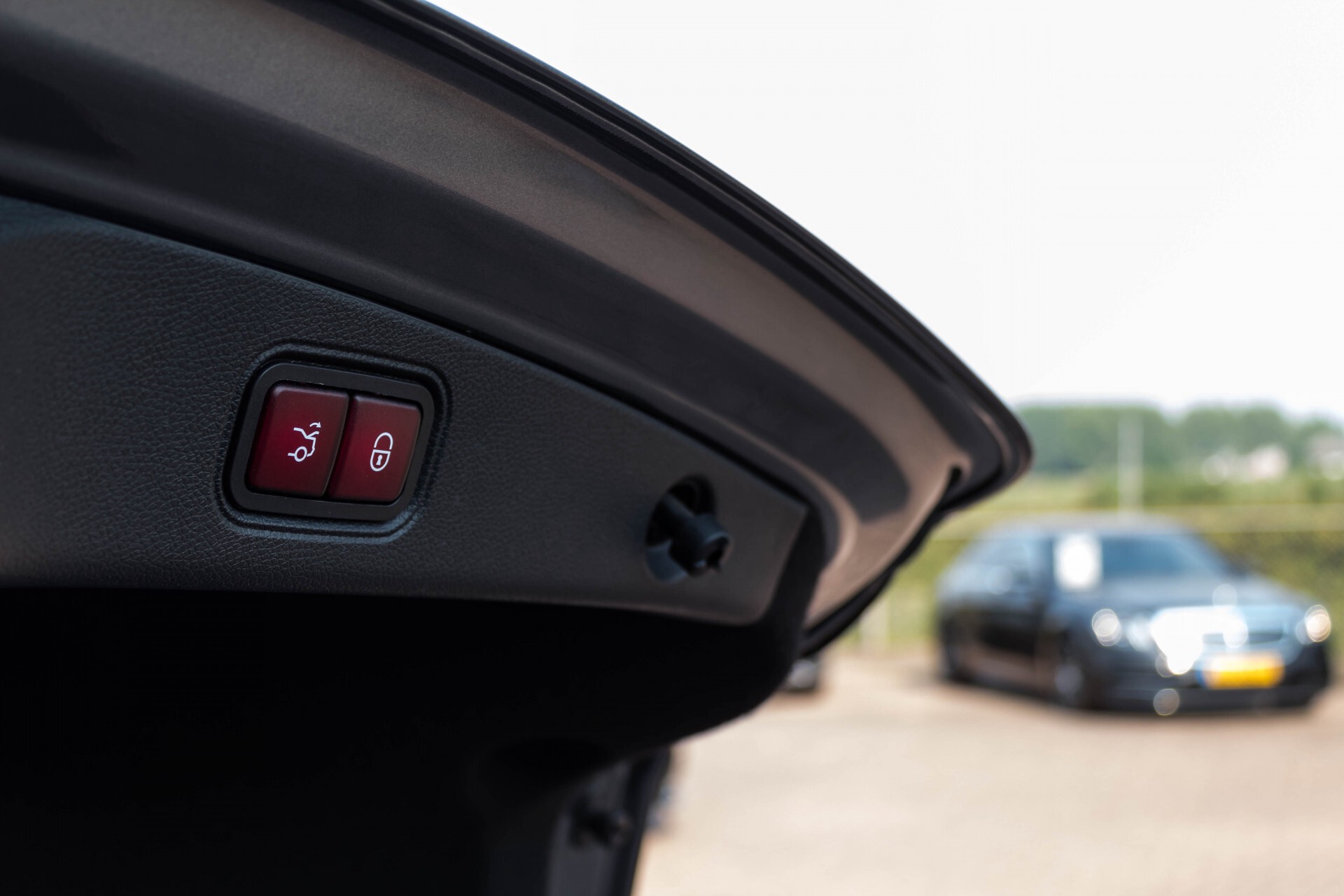 Mercedes-Benz E-Klasse Coupé 300 AMG Luchtvering/Distronic/Keyless/Designo/Burmester/Stoelkoeling Aut7 Foto 54