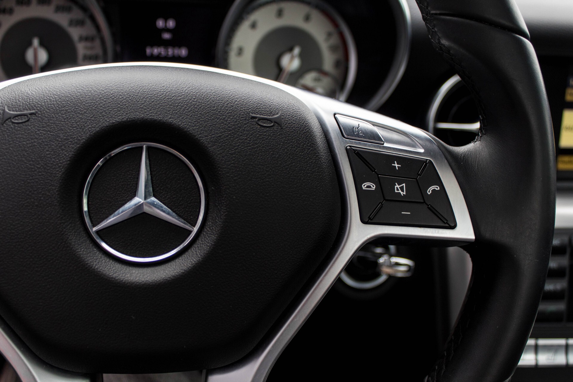 Mercedes-Benz SLK 200 Panorama/Airscarf/Navi/Pts/Leder/17" Aut7 Foto 14