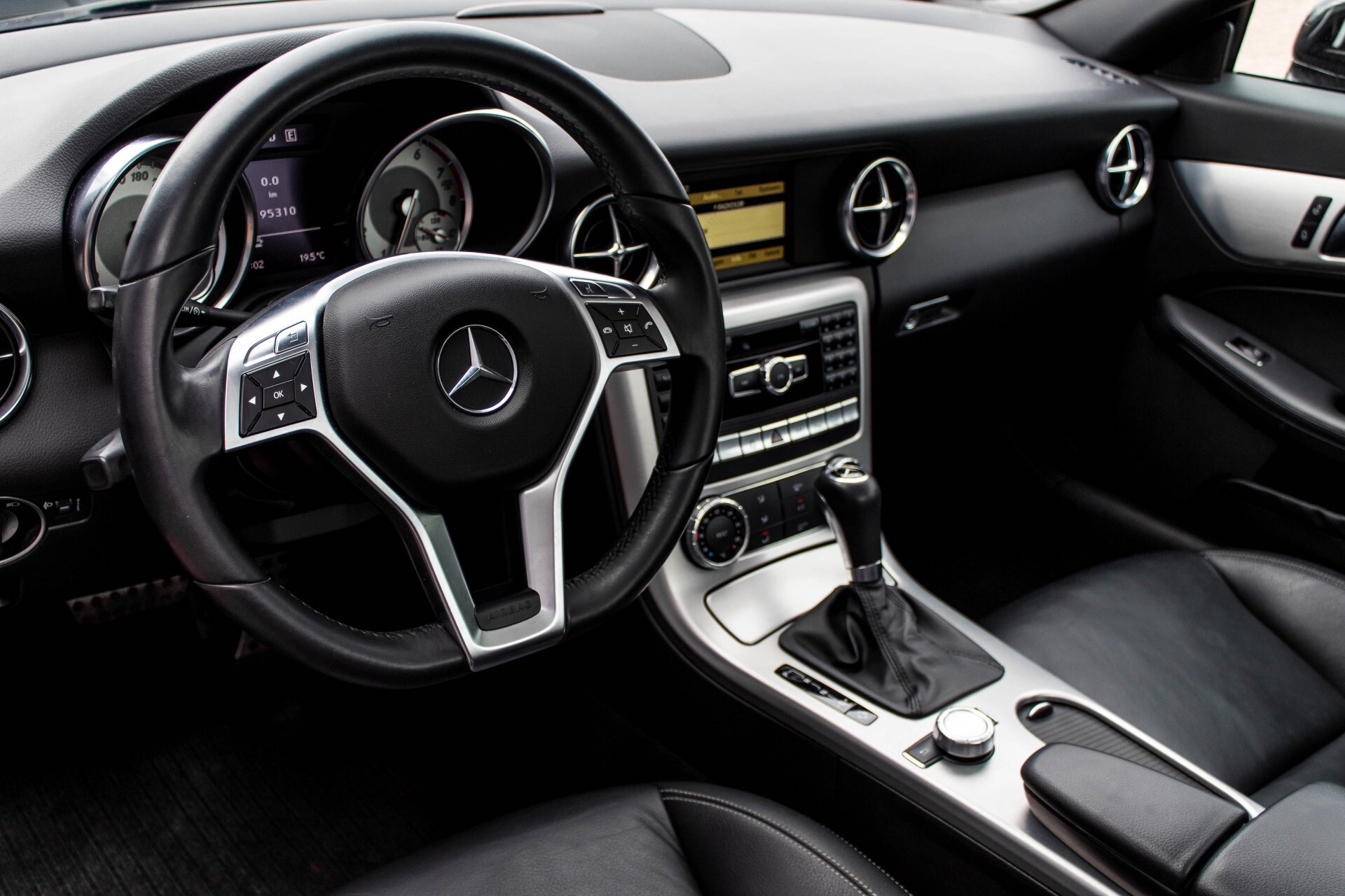 Mercedes-Benz SLK 200 Panorama/Airscarf/Navi/Pts/Leder/17" Aut7 Foto 15