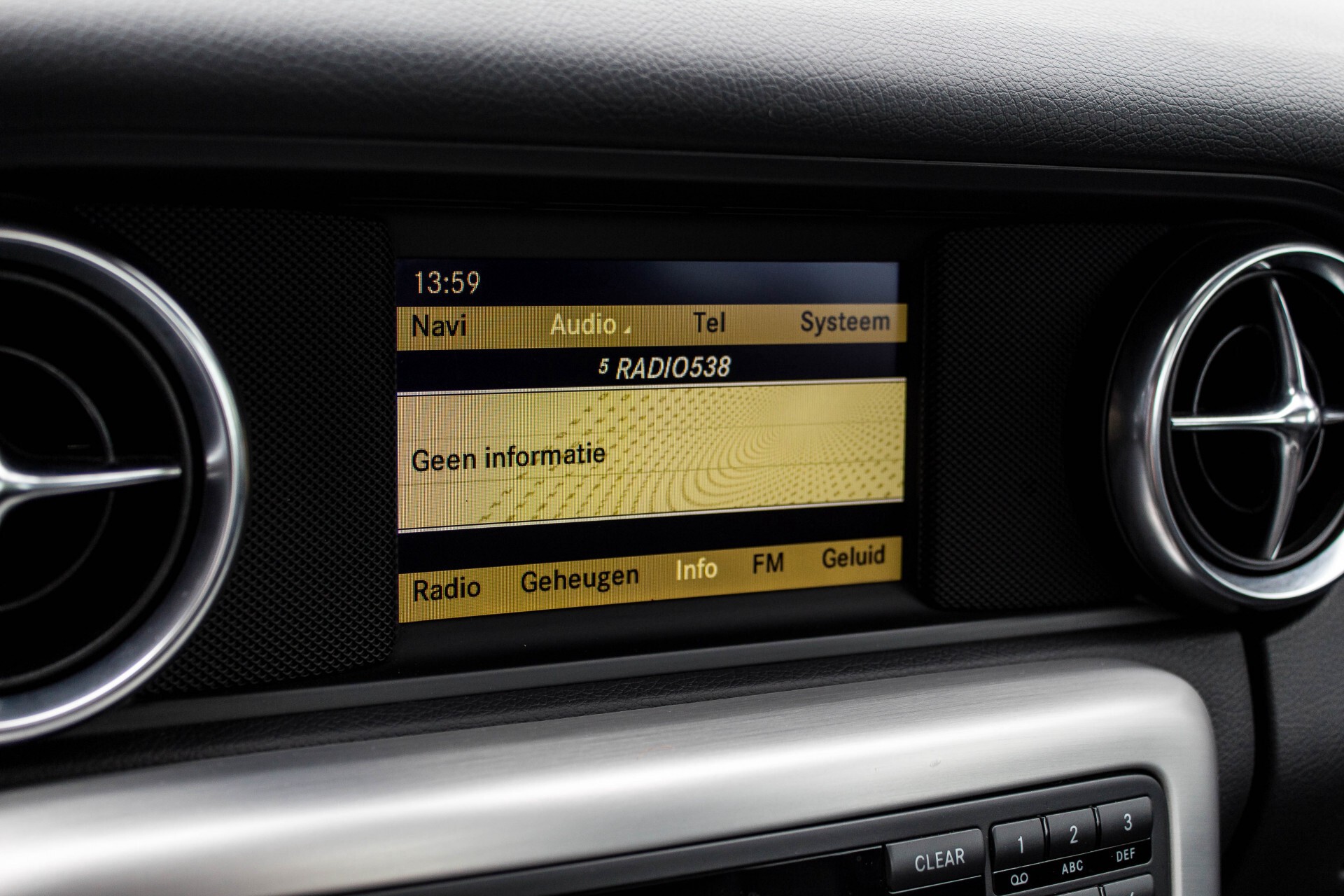 Mercedes-Benz SLK 200 Panorama/Airscarf/Navi/Pts/Leder/17" Aut7 Foto 23