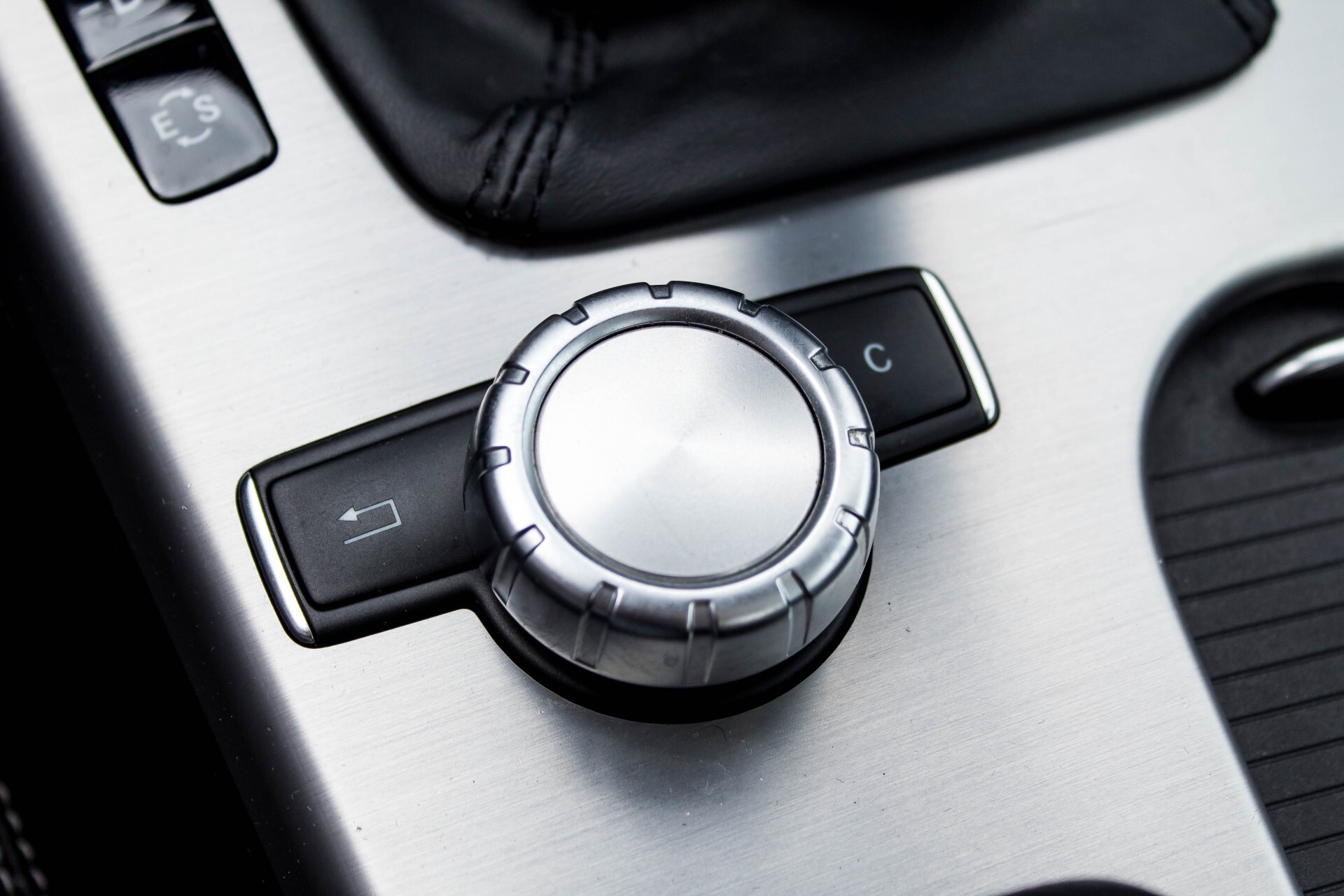 Mercedes-Benz SLK 200 Panorama/Airscarf/Navi/Pts/Leder/17" Aut7 Foto 35