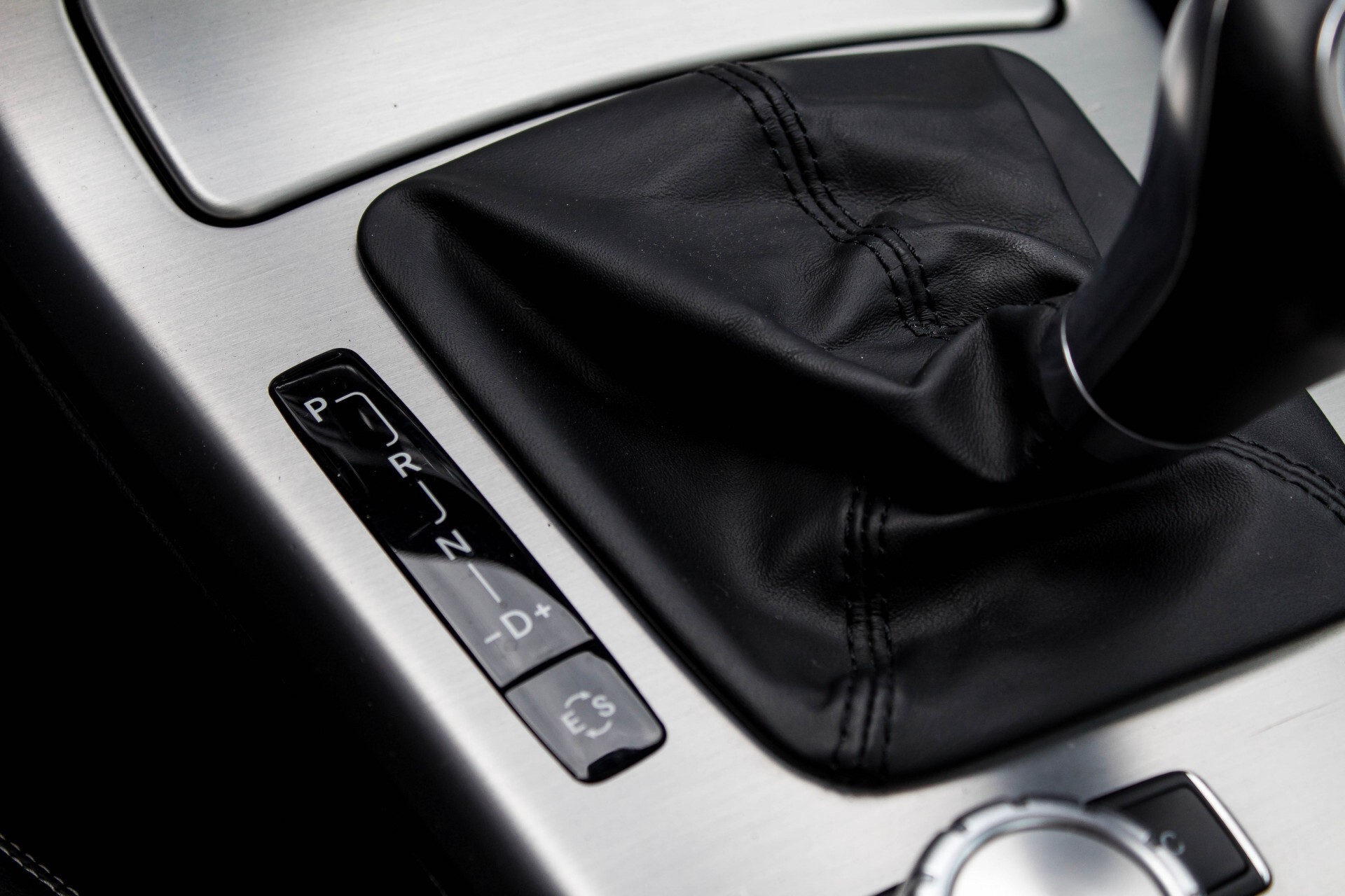 Mercedes-Benz SLK 200 Panorama/Airscarf/Navi/Pts/Leder/17" Aut7 Foto 36