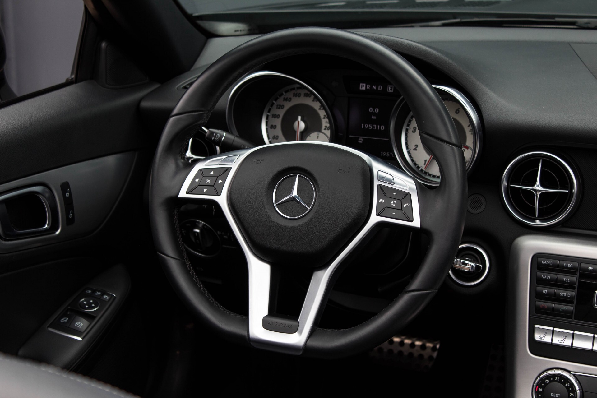 Mercedes-Benz SLK 200 Panorama/Airscarf/Navi/Pts/Leder/17" Aut7 Foto 7