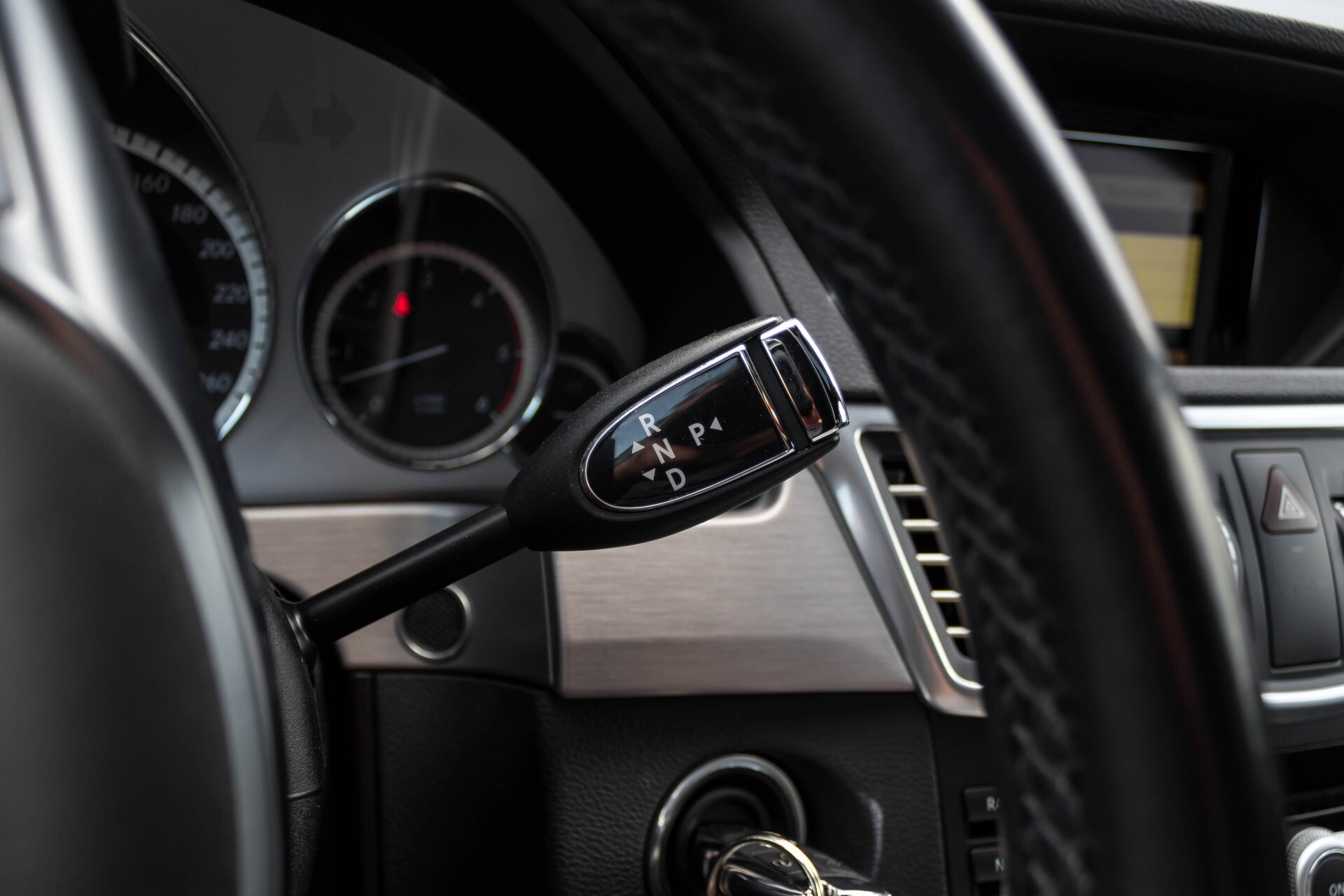 Mercedes-Benz E-Klasse Estate 350 Cdi AMG Luchtvering/Schuifdak/Comand/Harman Kardon/ILS Aut7 Foto 14