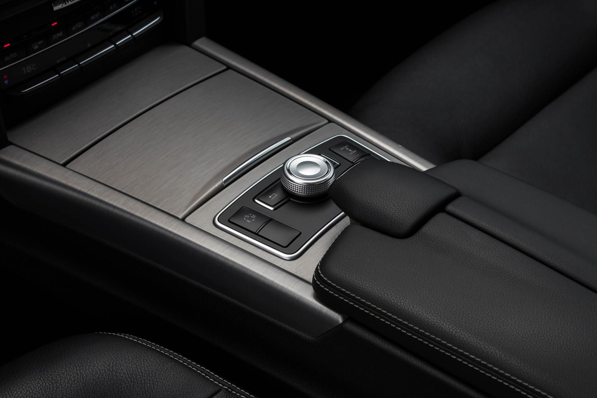 Mercedes-Benz E-Klasse Estate 350 Cdi AMG Luchtvering/Schuifdak/Comand/Harman Kardon/ILS Aut7 Foto 31