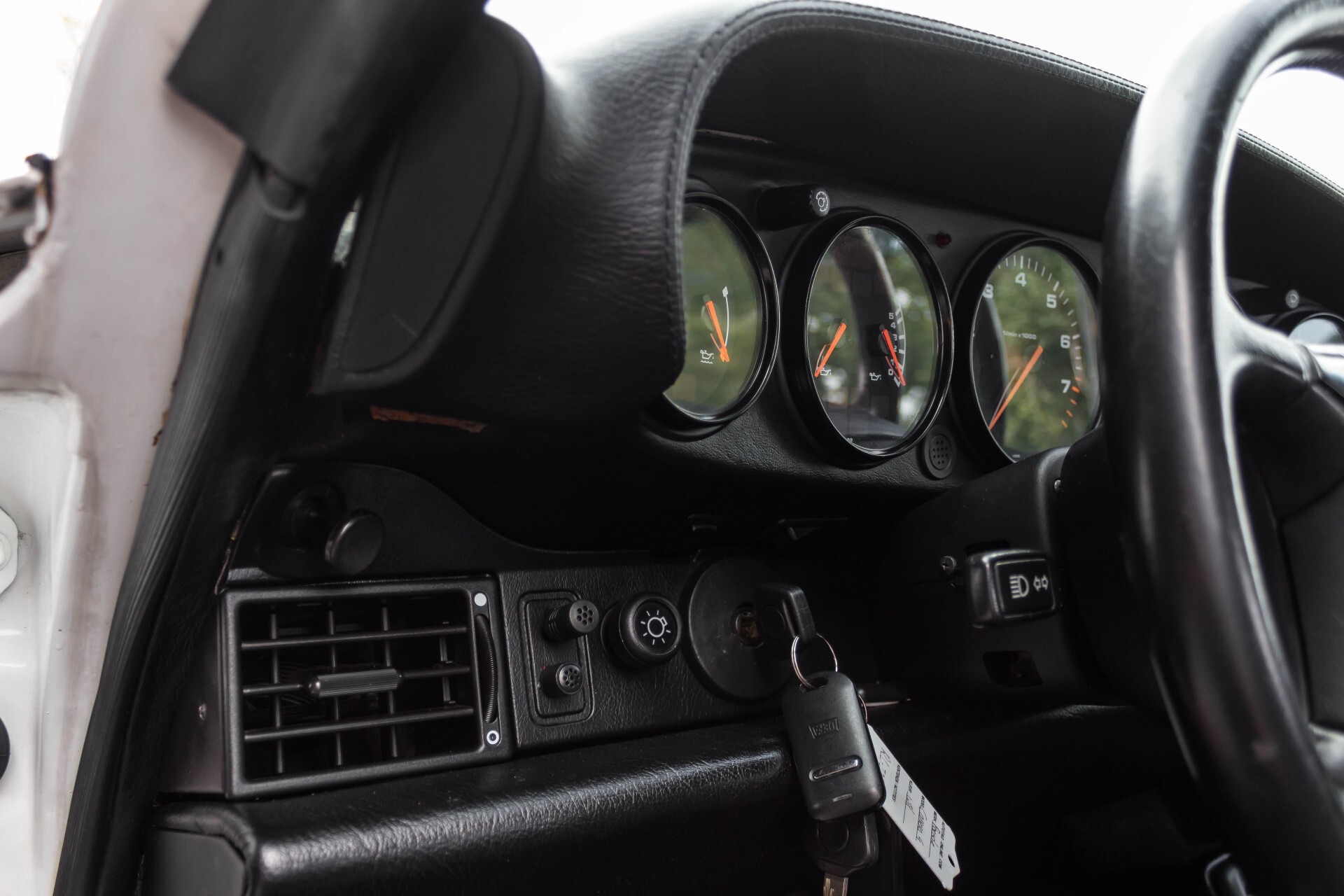 Porsche 911 Cabrio 964 3.6 Carrera 4 Gerestaureerd/Gedocumenteerd/Incl. BTW Foto 24