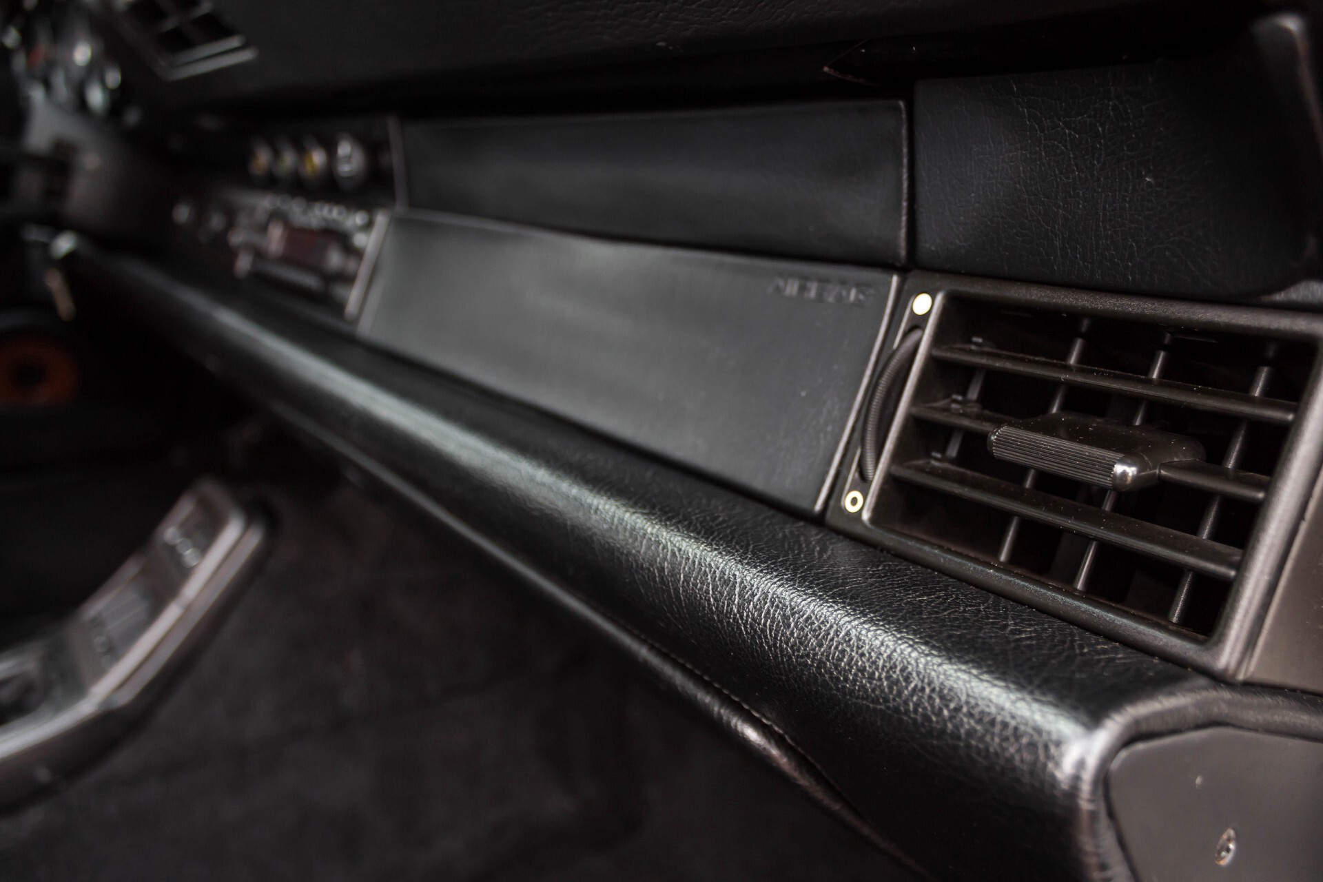 Porsche 911 Cabrio 964 3.6 Carrera 4 Gerestaureerd/Gedocumenteerd/Incl. BTW Foto 32