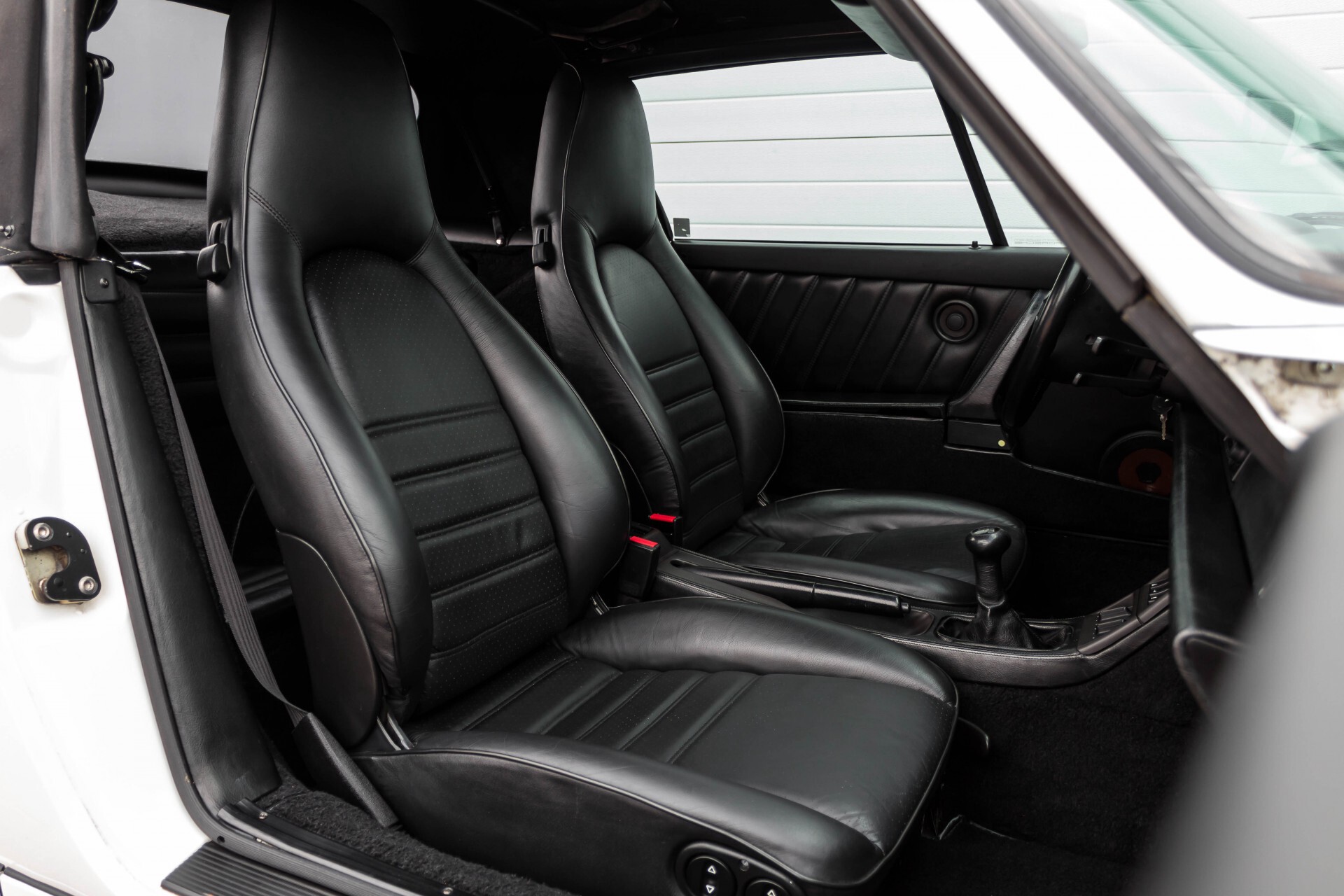 Porsche 911 Cabrio 964 3.6 Carrera 4 Gerestaureerd/Gedocumenteerd/Incl. BTW Foto 5