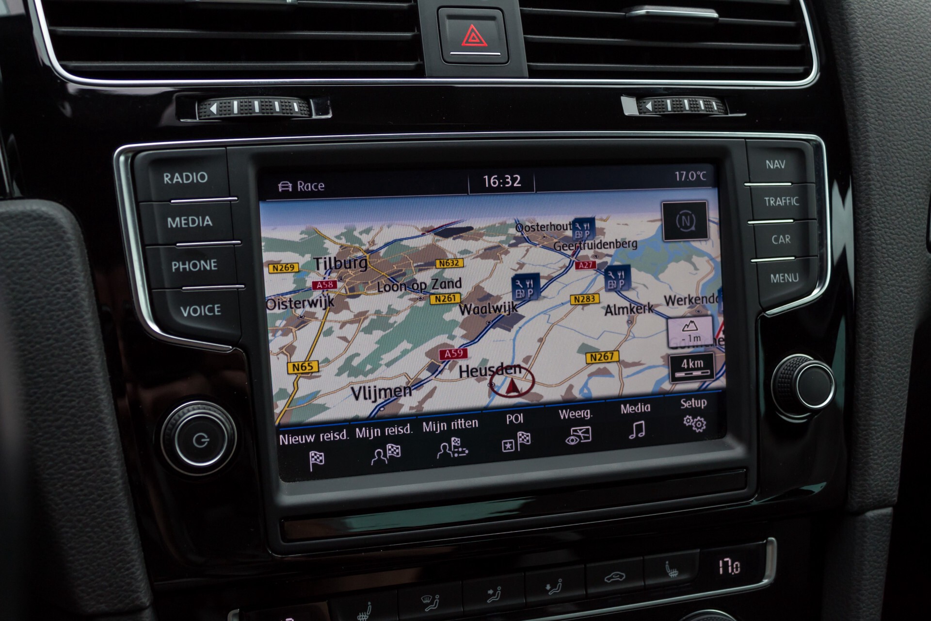 Volkswagen Golf 2.0 TSI R 4Motion 300 pk Executive Plus/Keyless/DAB/19" Foto 20