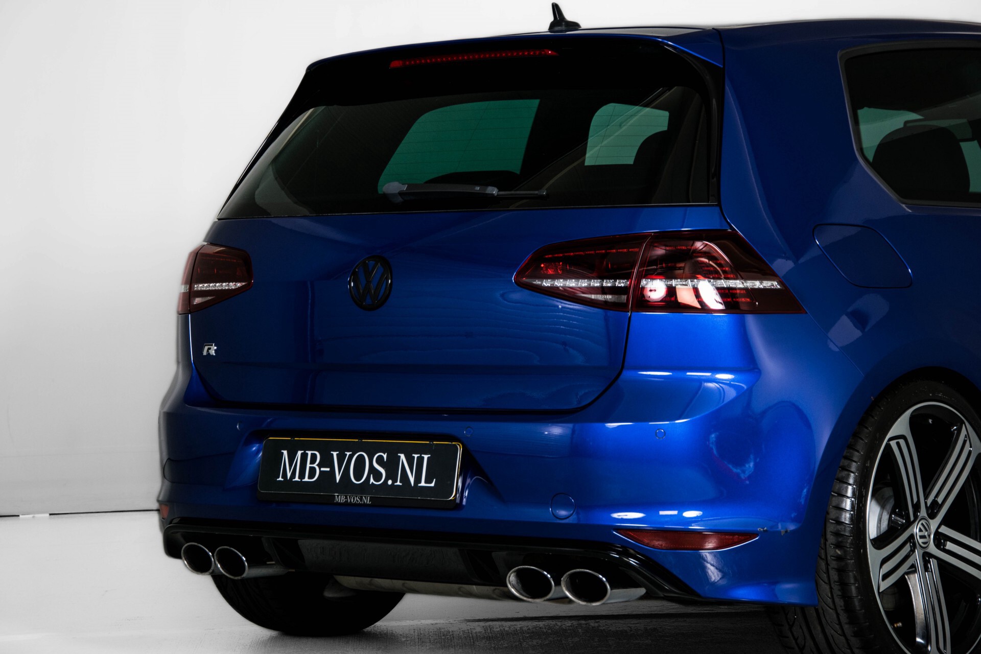 Volkswagen Golf 2.0 TSI R 4Motion 300 pk Executive Plus/Keyless/DAB/19" Foto 37