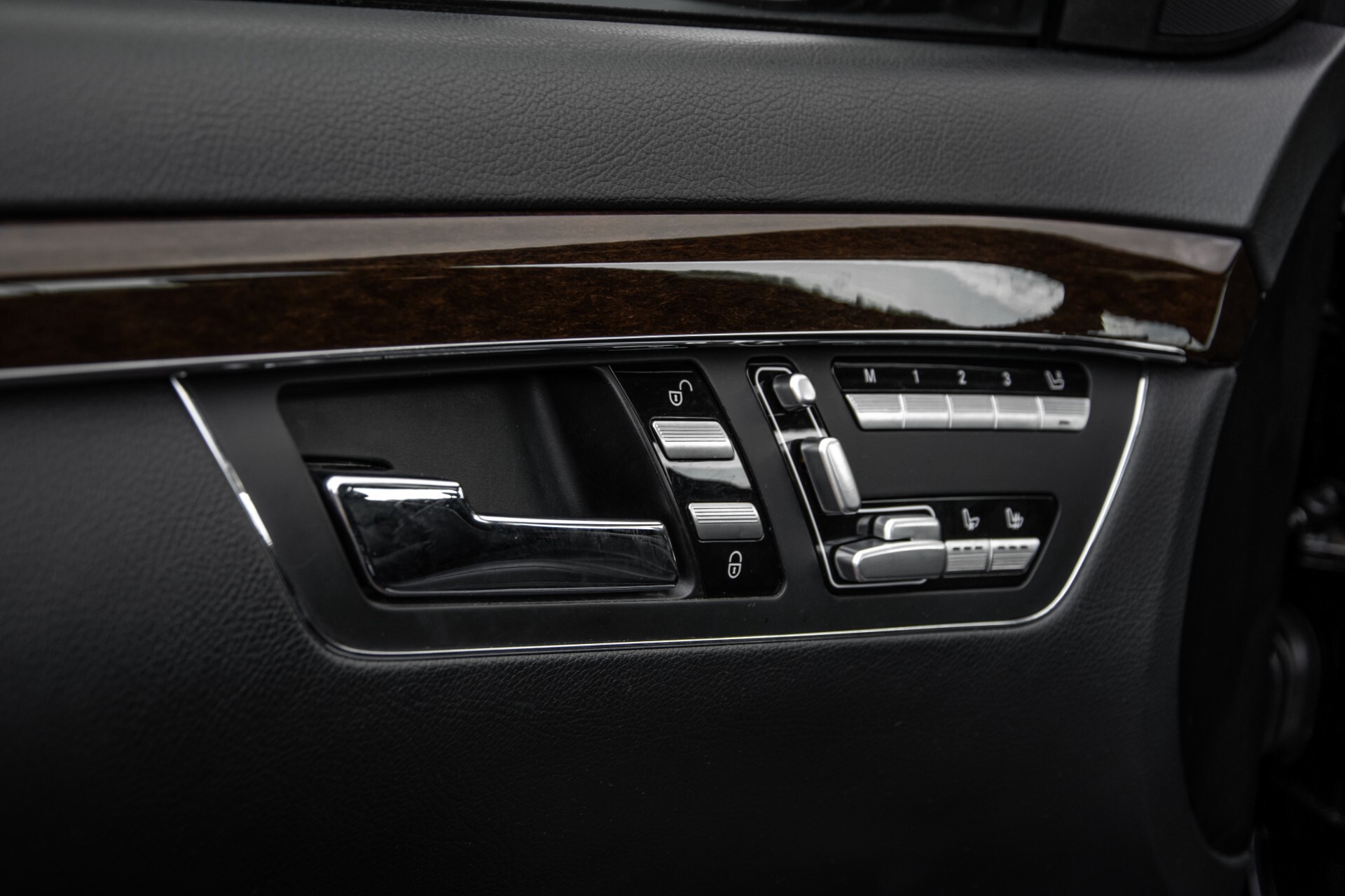 Mercedes-Benz S-Klasse 400 Hybrid Lang Prestige Plus Aut7 Foto 26