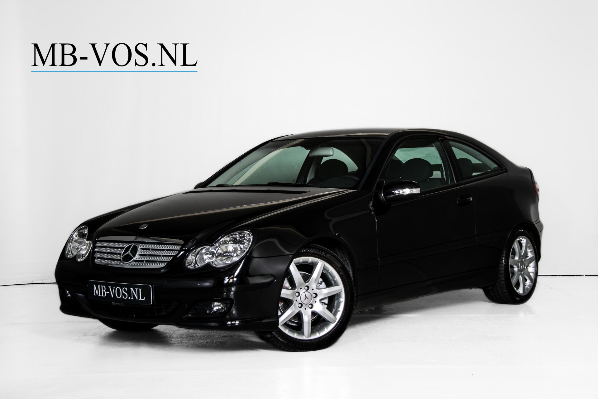 Mercedes-Benz C-Klasse Sportcoupe 180 Kompressor Evolution Harman Kardon 56dkm Foto 1