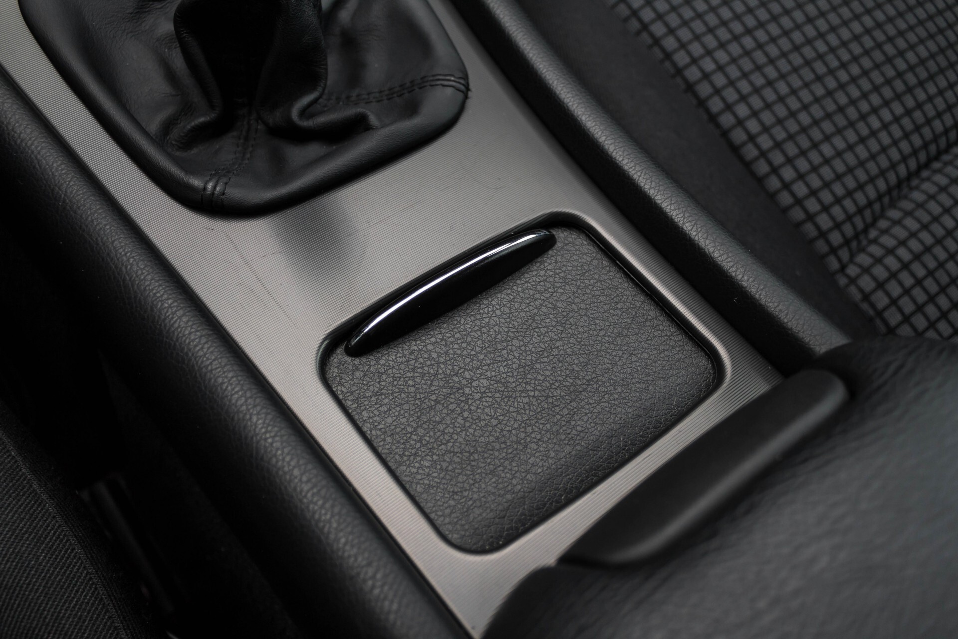 Mercedes-Benz C-Klasse Sportcoupe 180 Kompressor Evolution Harman Kardon 56dkm Foto 21