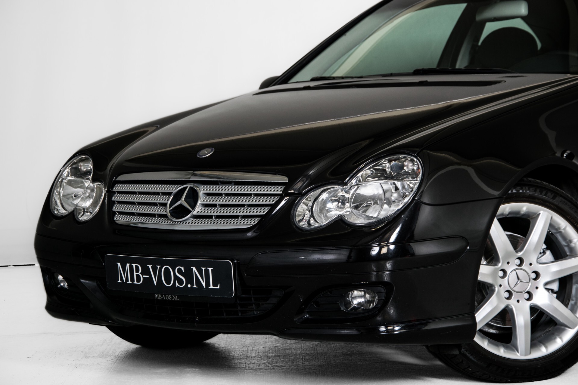 Mercedes-Benz C-Klasse Sportcoupe 180 Kompressor Evolution Harman Kardon 56dkm Foto 39