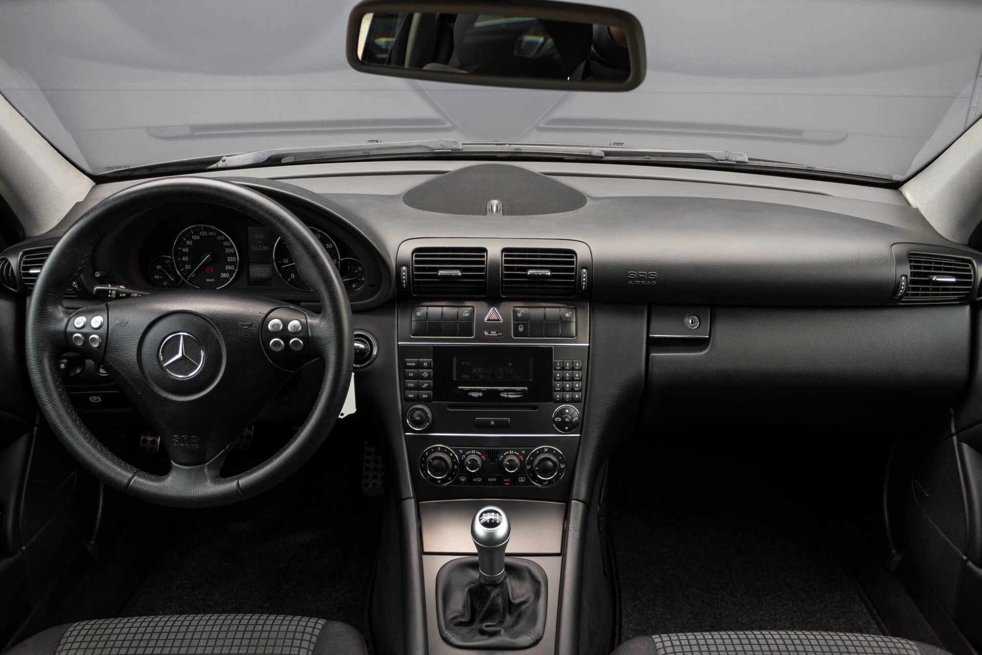 Mercedes-Benz C-Klasse Sportcoupe 180 Kompressor Evolution Harman Kardon 56dkm Foto 6