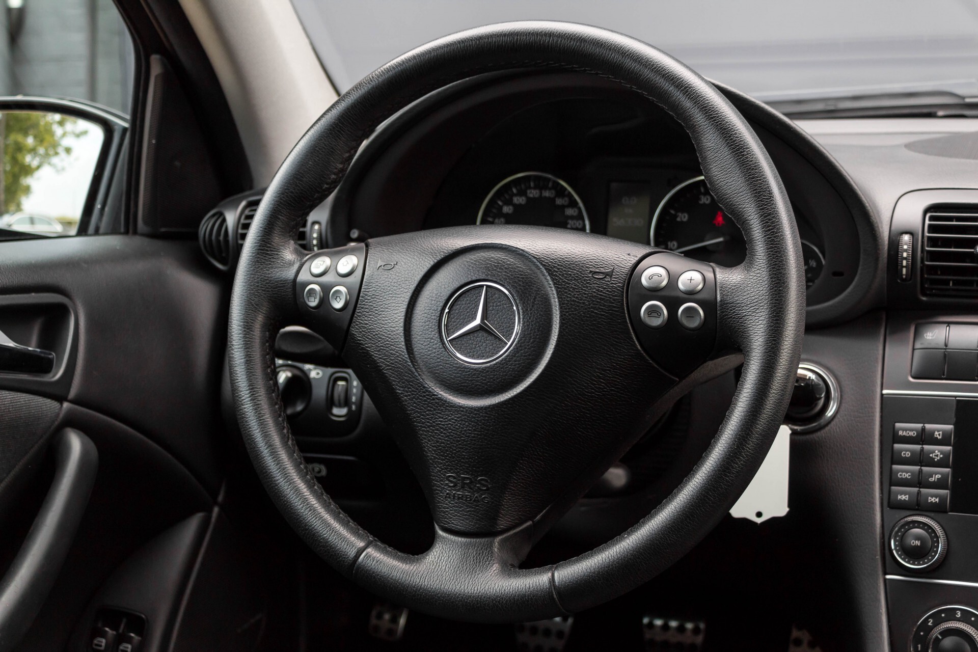 Mercedes-Benz C-Klasse Sportcoupe 180 Kompressor Evolution Harman Kardon 56dkm Foto 7