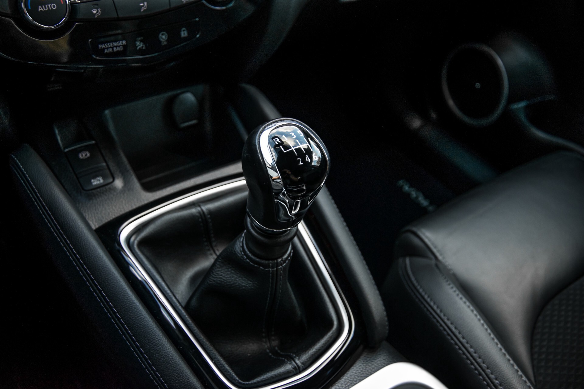 Nissan QASHQAI 1.2 Tekna + Panorama/Bose/Keyless/360 camera/19"/1ste eigenaresse/NL Auto Foto 29