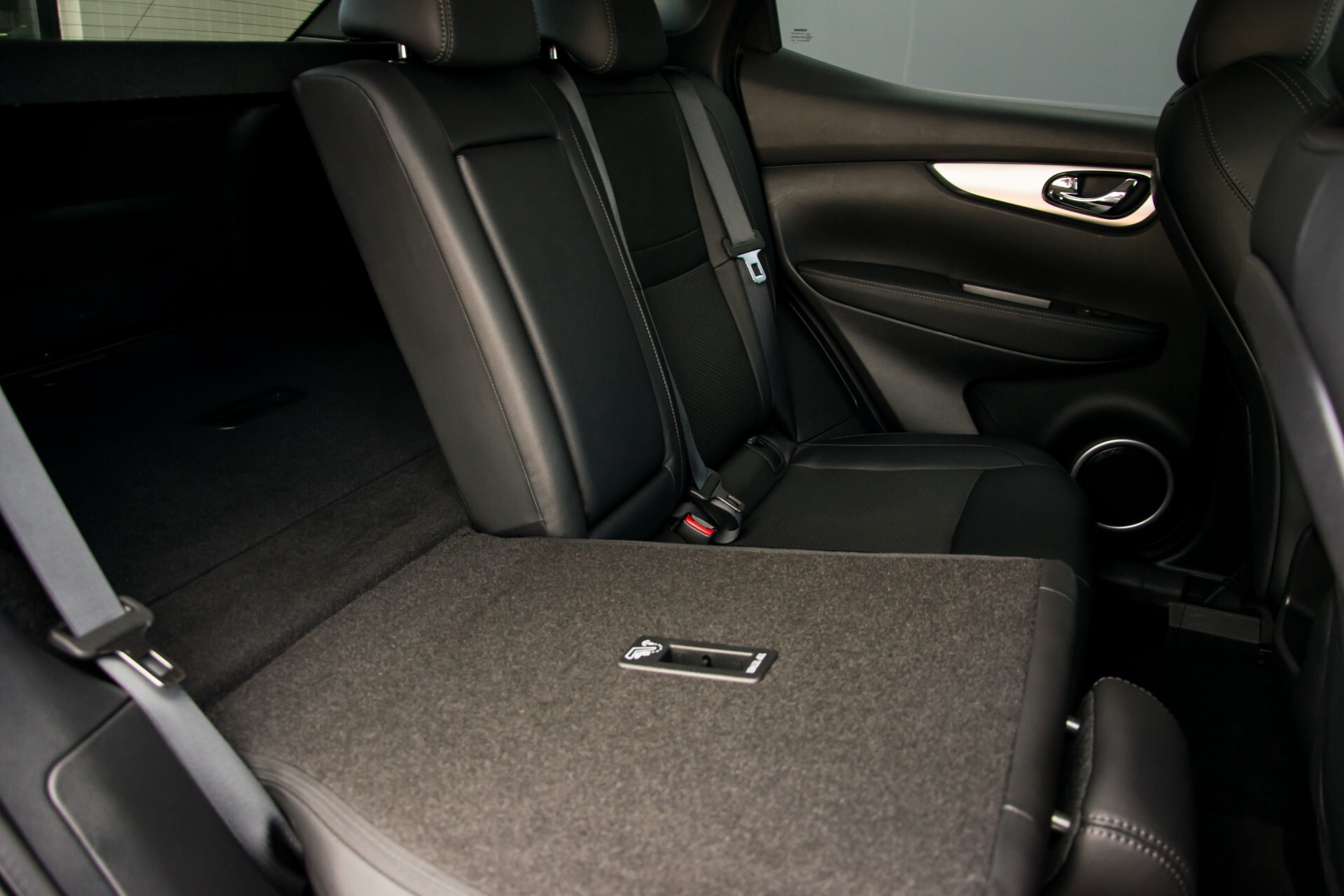 Nissan QASHQAI 1.2 Tekna + Panorama/Bose/Keyless/360 camera/19"/1ste eigenaresse/NL Auto Foto 6