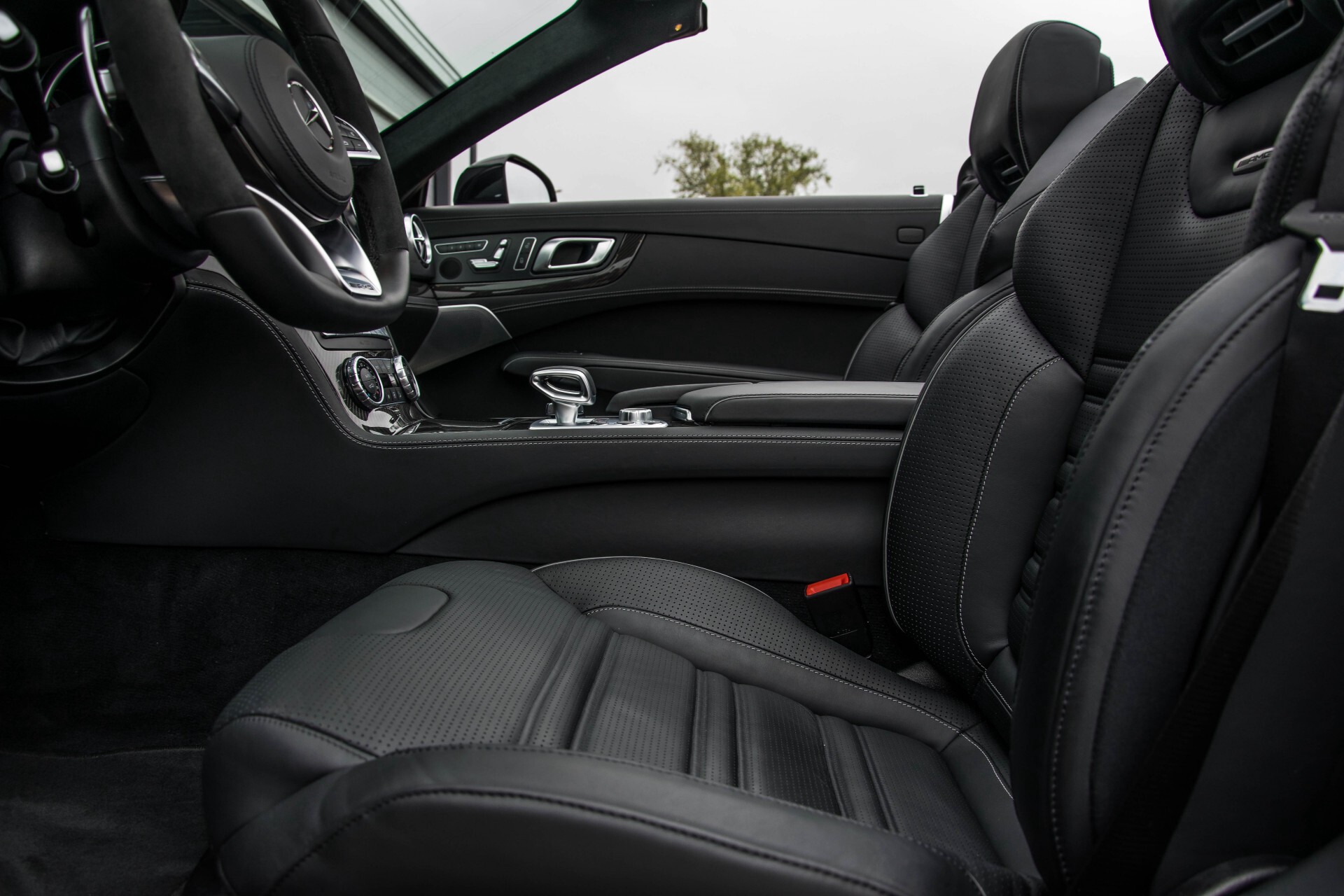 Mercedes-Benz SL-Klasse 63 AMG Keramisch/Bang & Olufsen/Designo/Carbon/Drivers Package Aut7 Foto 18