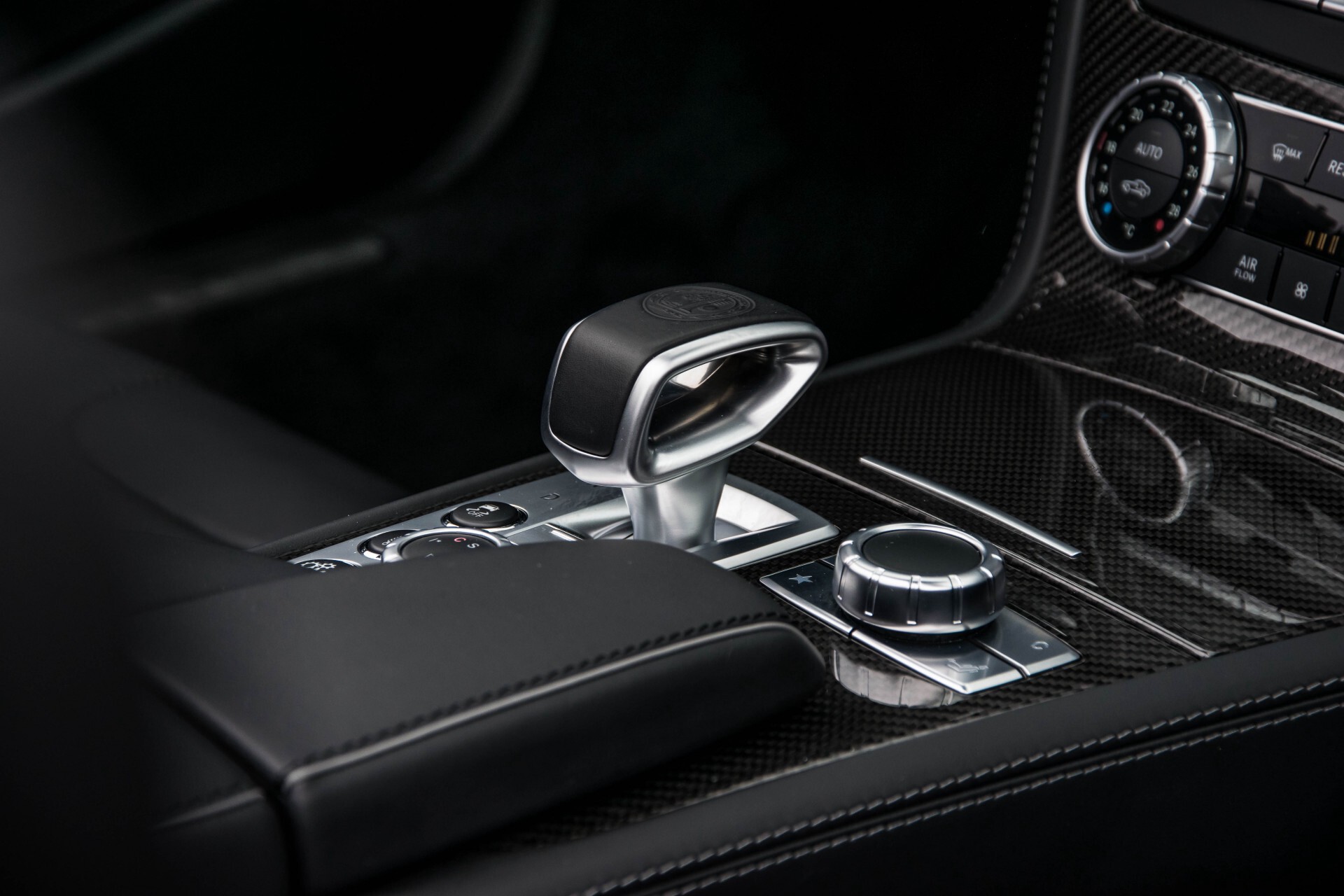 Mercedes-Benz SL-Klasse 63 AMG Keramisch/Bang & Olufsen/Designo/Carbon/Drivers Package Aut7 Foto 24