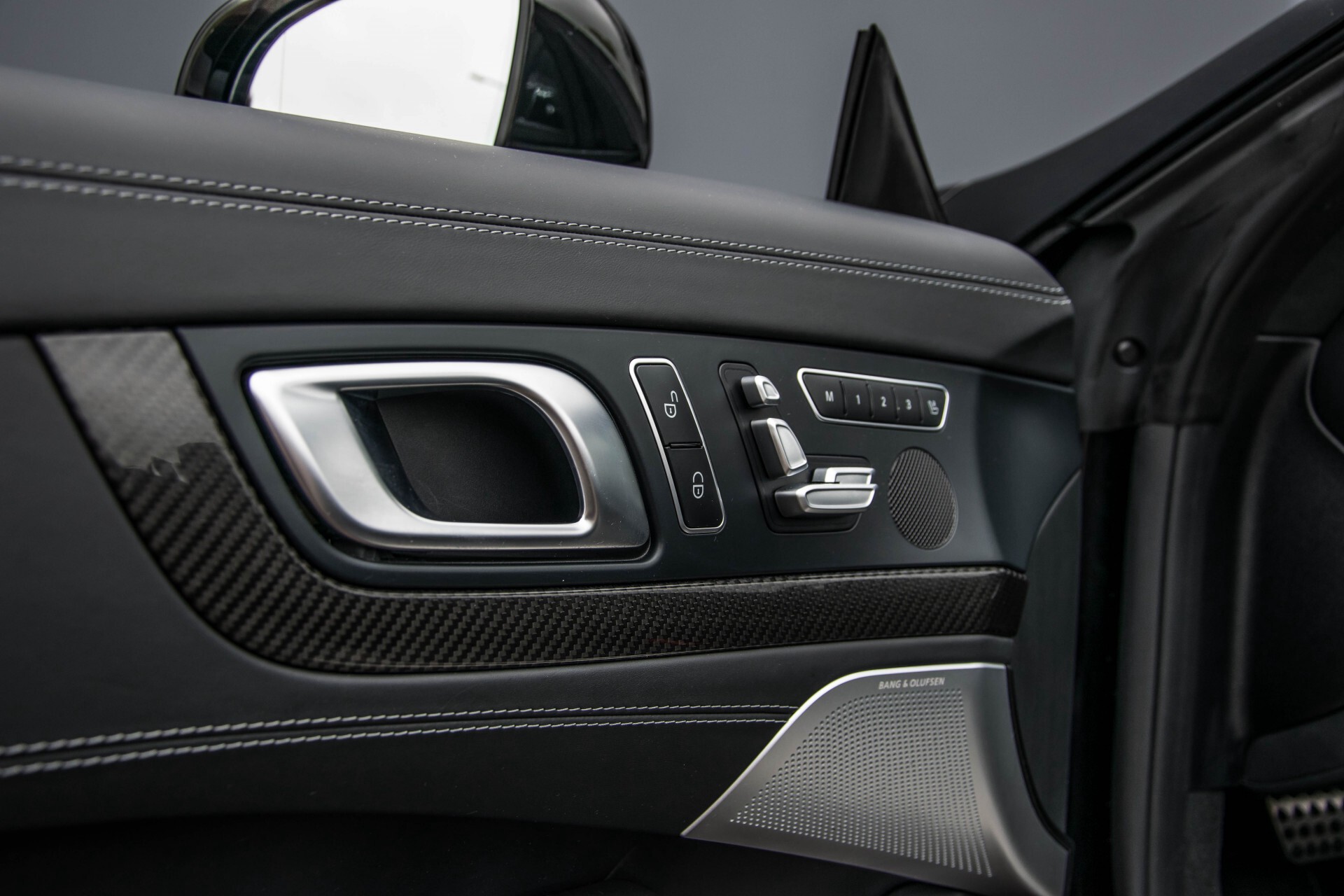 Mercedes-Benz SL-Klasse 63 AMG Keramisch/Bang & Olufsen/Designo/Carbon/Drivers Package Aut7 Foto 30