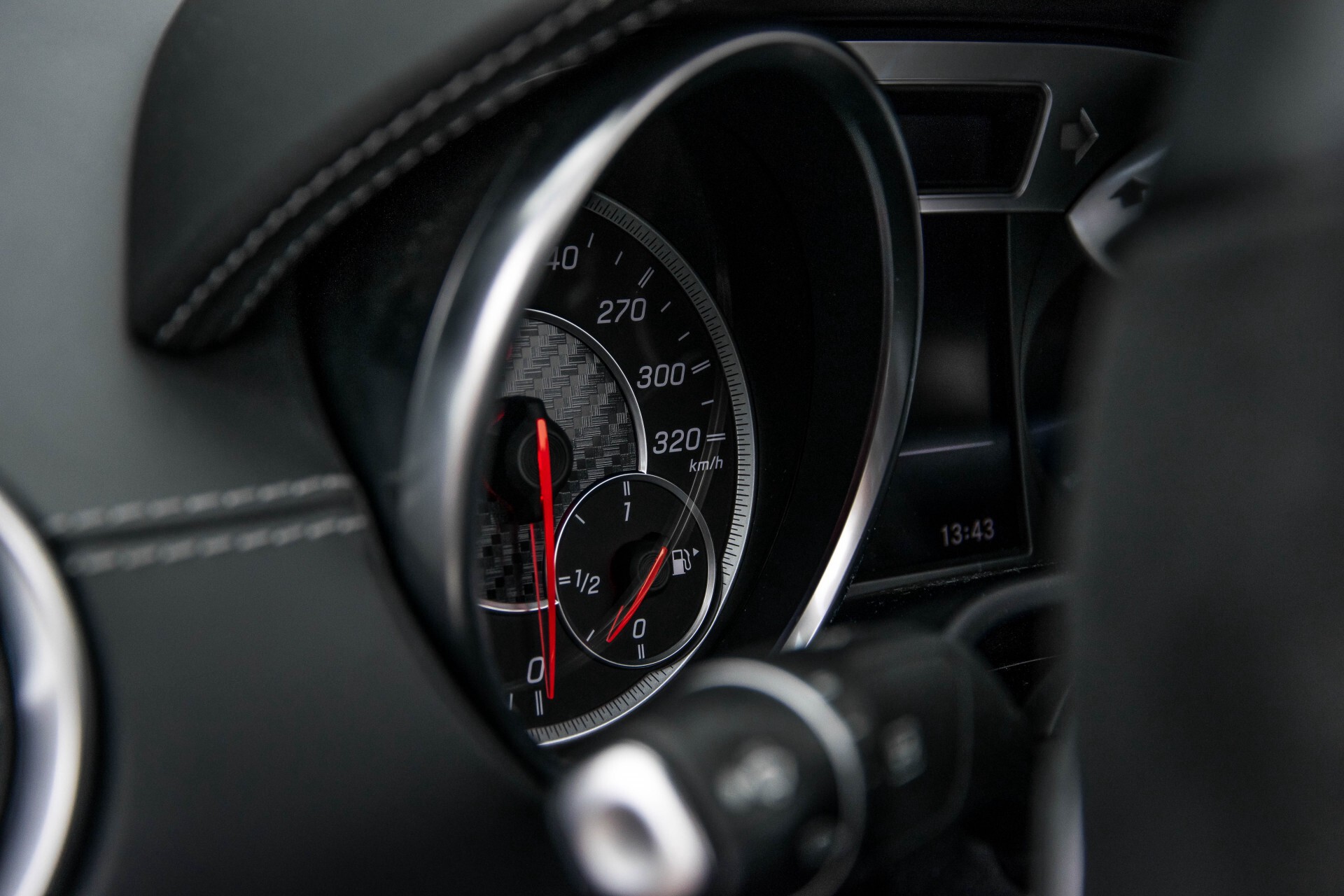 Mercedes-Benz SL-Klasse 63 AMG Keramisch/Bang & Olufsen/Designo/Carbon/Drivers Package Aut7 Foto 38