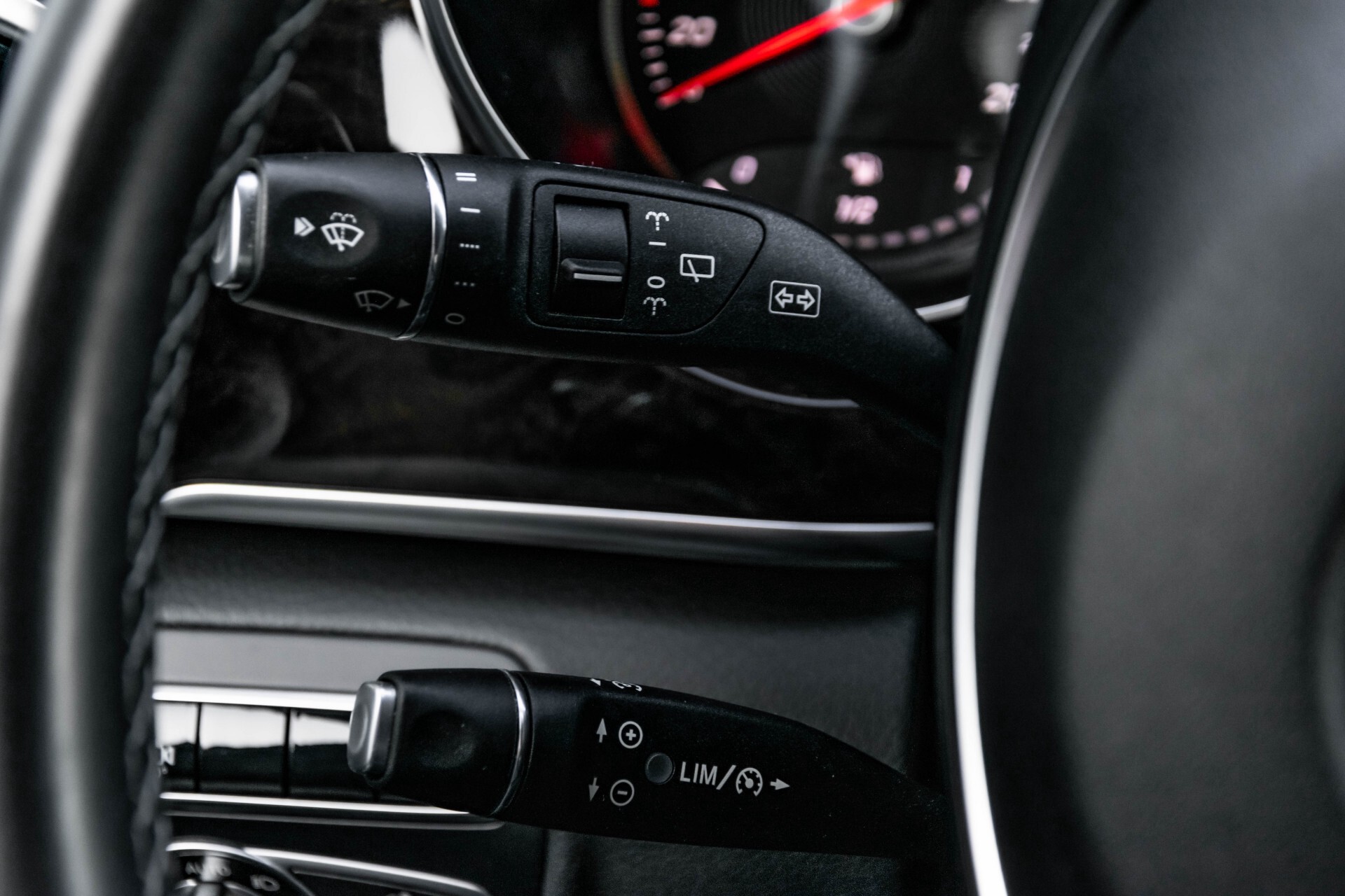 Mercedes-Benz V-Klasse 220d Extra Lang 8-Persoons Avantgarde Edition Burmester/360camera/spoorpakket/ILS Aut7 Foto 11