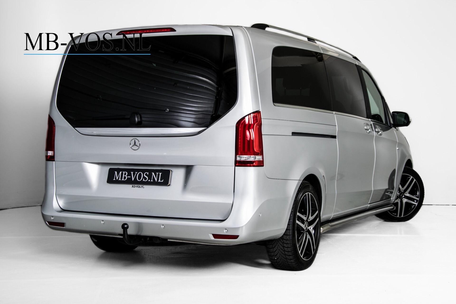 Mercedes-Benz V-Klasse 220d Extra Lang 8-Persoons Avantgarde Edition Burmester/360camera/spoorpakket/ILS Aut7 Foto 2