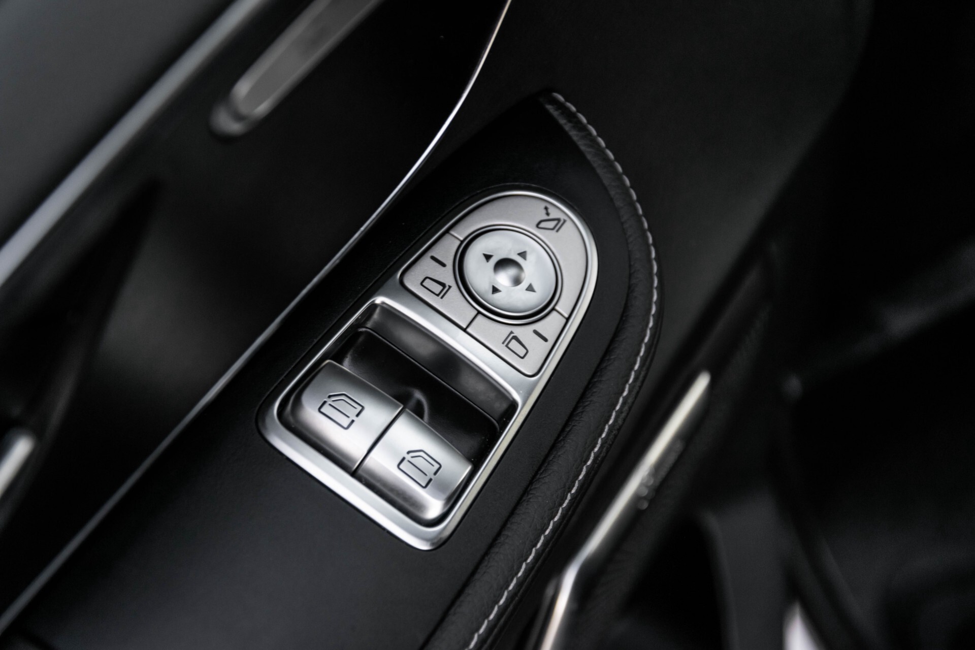 Mercedes-Benz V-Klasse 220d Extra Lang 8-Persoons Avantgarde Edition Burmester/360camera/spoorpakket/ILS Aut7 Foto 21