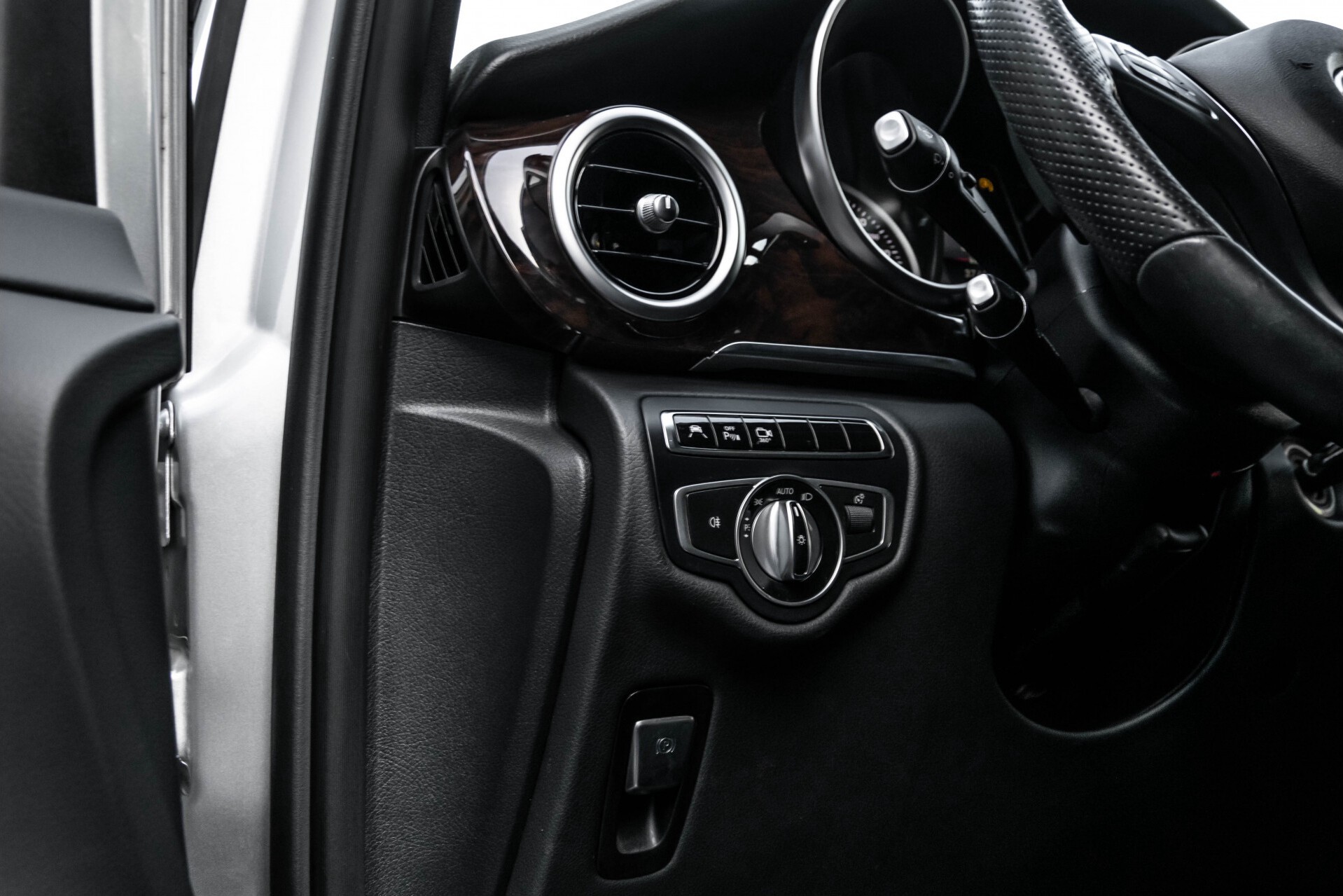 Mercedes-Benz V-Klasse 220d Extra Lang 8-Persoons Avantgarde Edition Burmester/360camera/spoorpakket/ILS Aut7 Foto 24