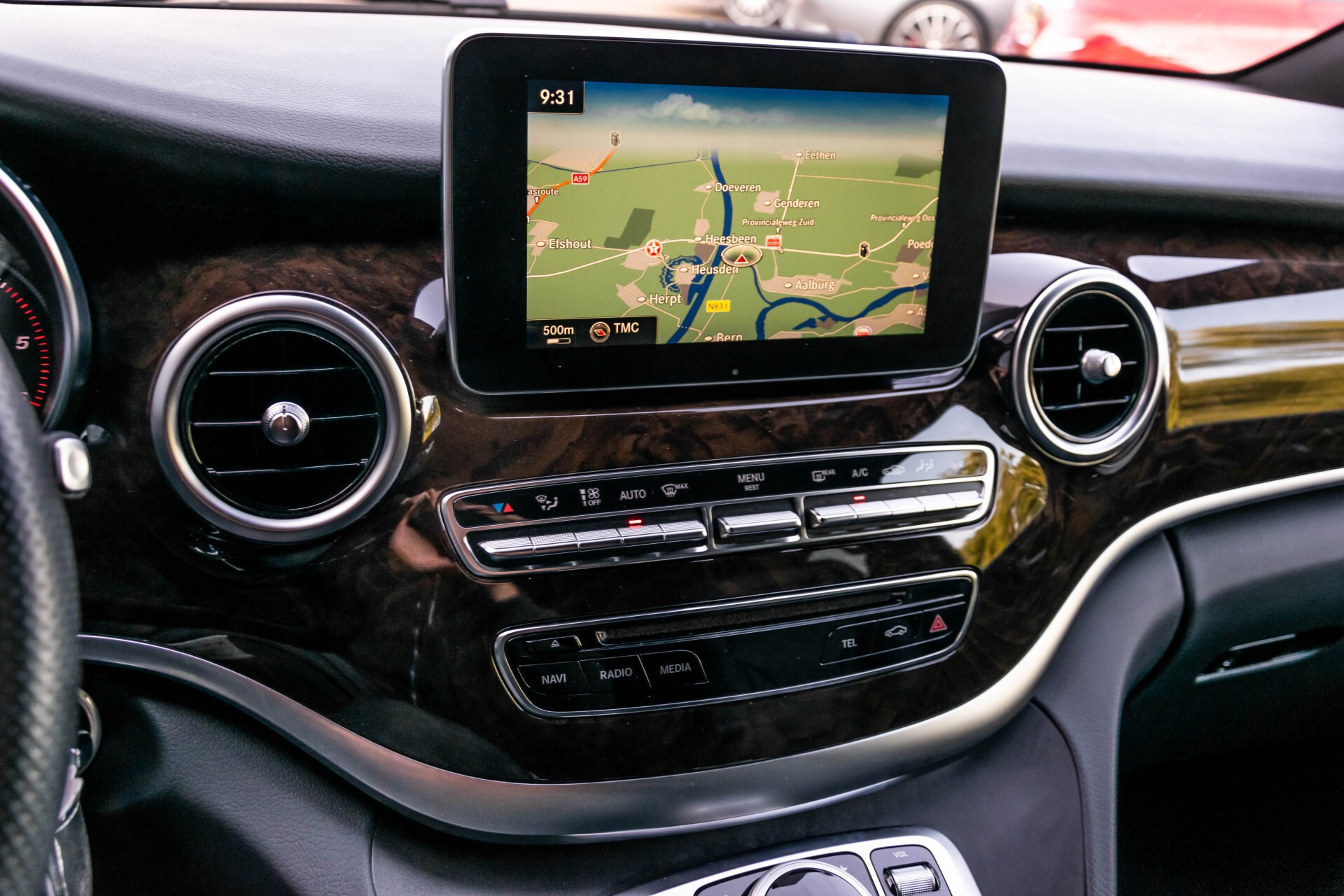 Mercedes-Benz V-Klasse 220d Extra Lang 8-Persoons Avantgarde Edition Burmester/360camera/spoorpakket/ILS Aut7 Foto 25