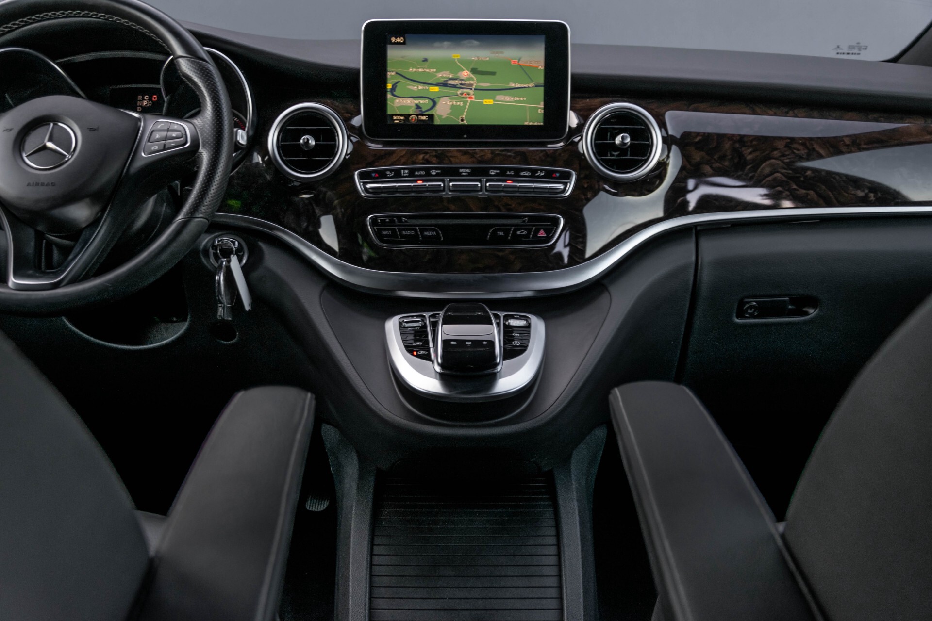 Mercedes-Benz V-Klasse 220d Extra Lang 8-Persoons Avantgarde Edition Burmester/360camera/spoorpakket/ILS Aut7 Foto 33