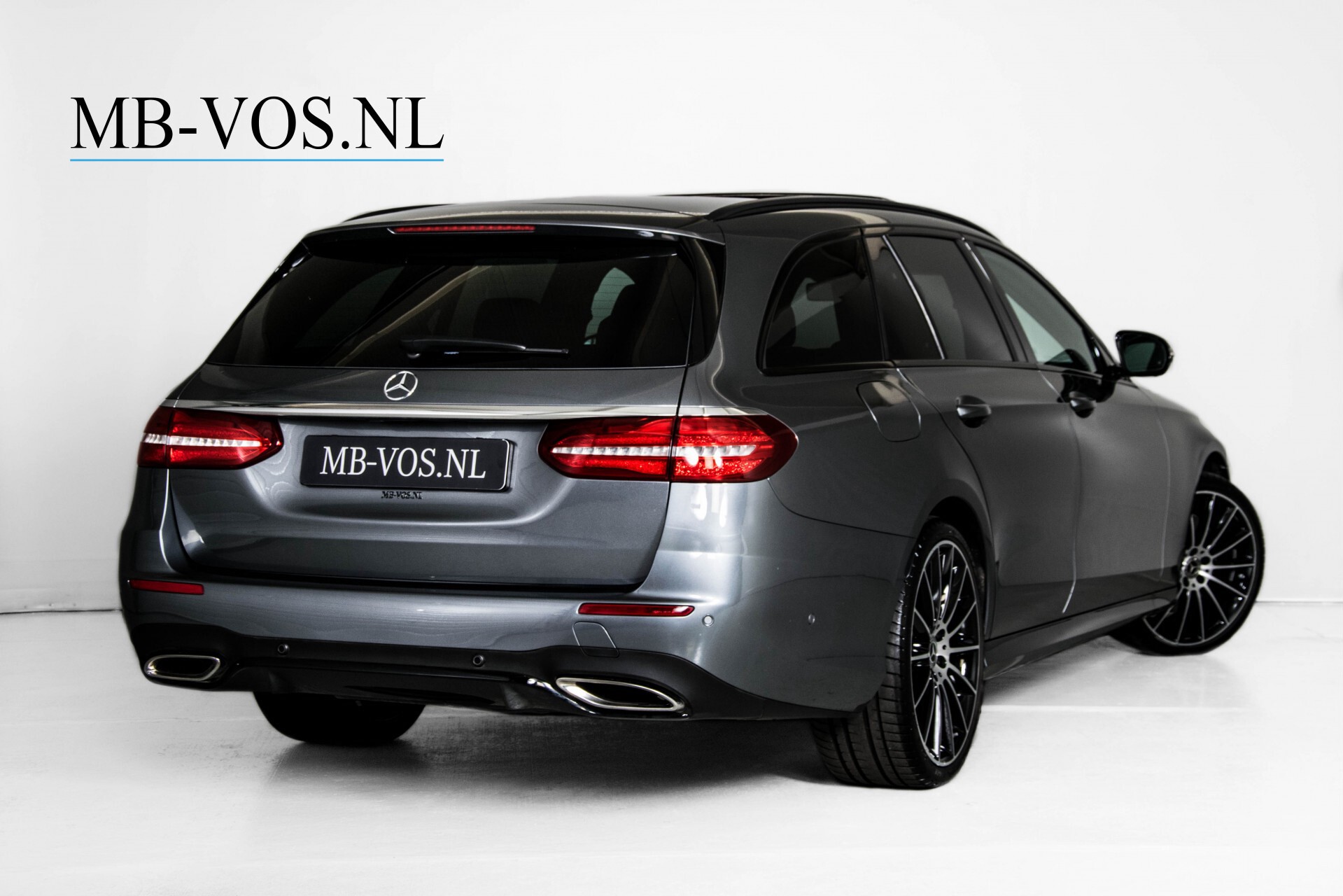 Mercedes-Benz E-Klasse Estate 450 4-M AMG Night Panorama/Rij-assist/Burmester/Mem/360/Widescreen Aut9 Foto 2