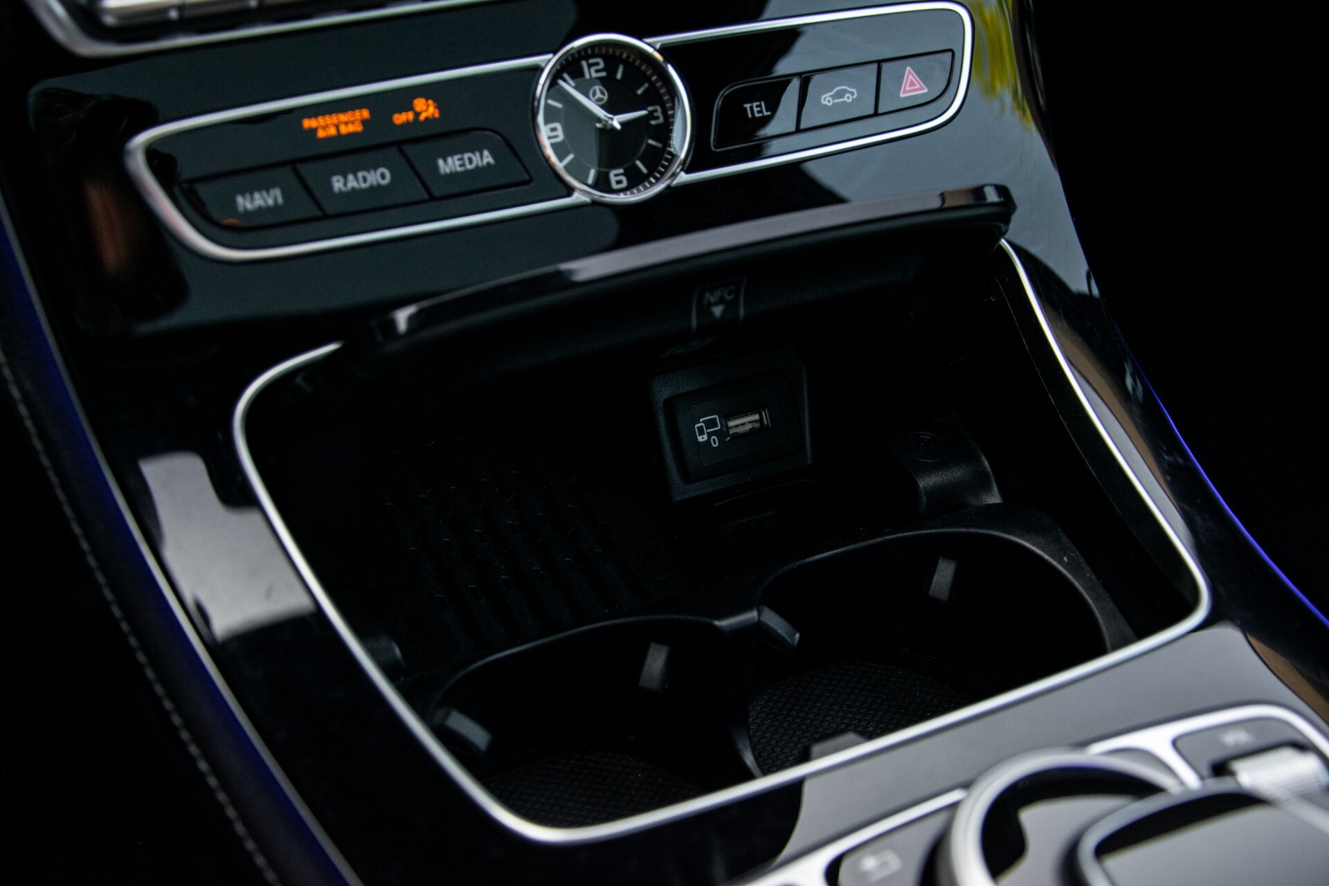 Mercedes-Benz E-Klasse Estate 450 4-M AMG Night Panorama/Rij-assist/Burmester/Mem/360/Widescreen Aut9 Foto 32