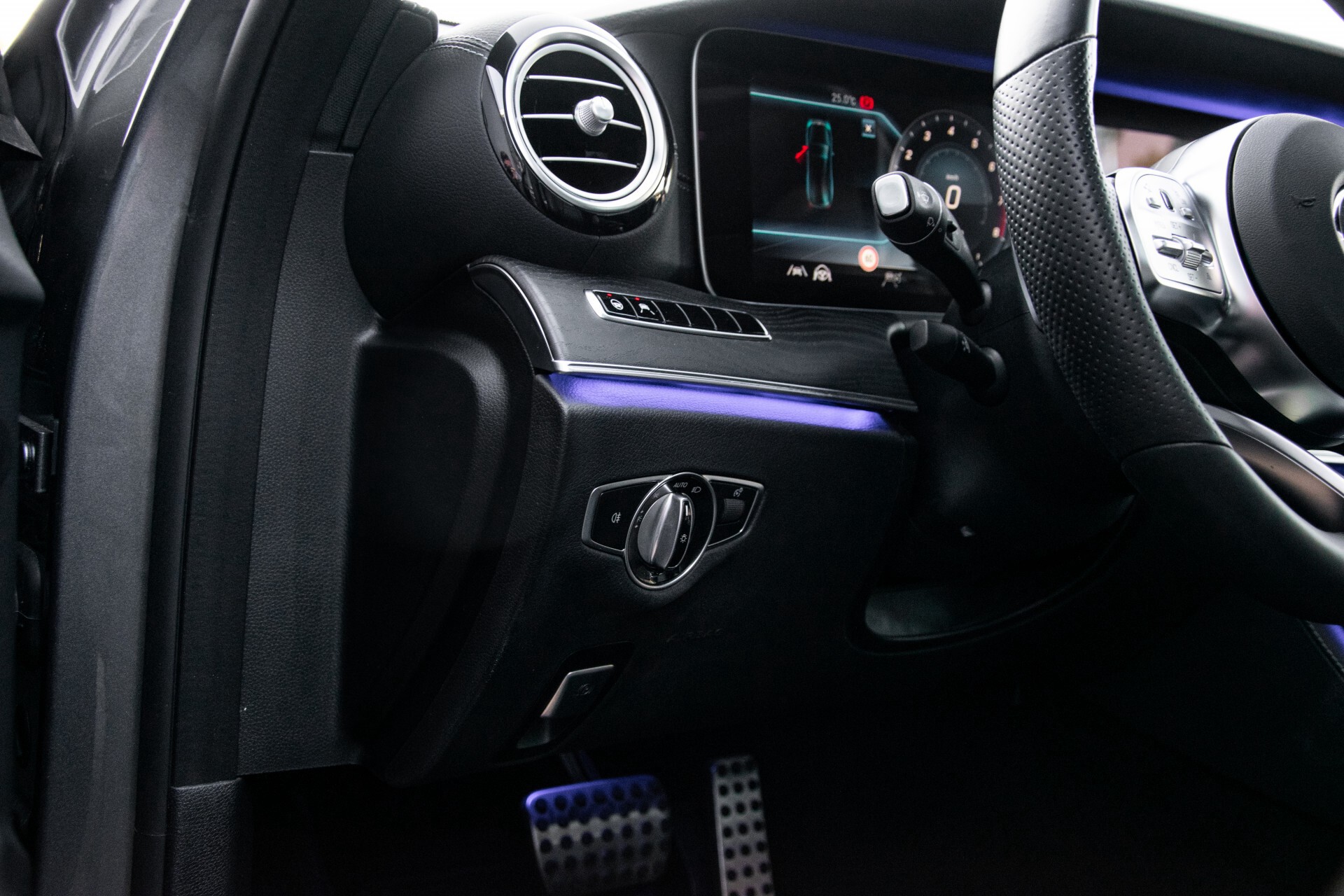 Mercedes-Benz E-Klasse Estate 450 4-M AMG Night Panorama/Rij-assist/Burmester/Mem/360/Widescreen Aut9 Foto 41