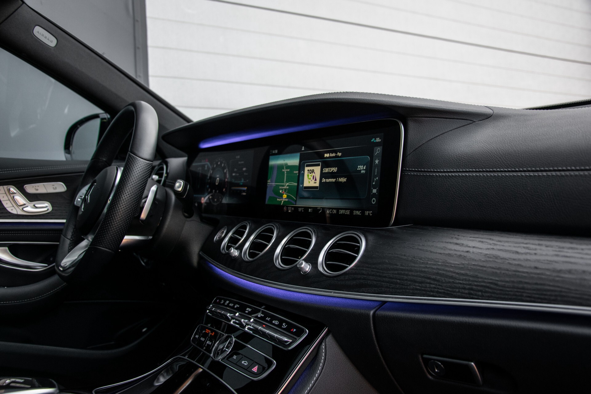 Mercedes-Benz E-Klasse Estate 450 4-M AMG Night Panorama/Rij-assist/Burmester/Mem/360/Widescreen Aut9 Foto 44